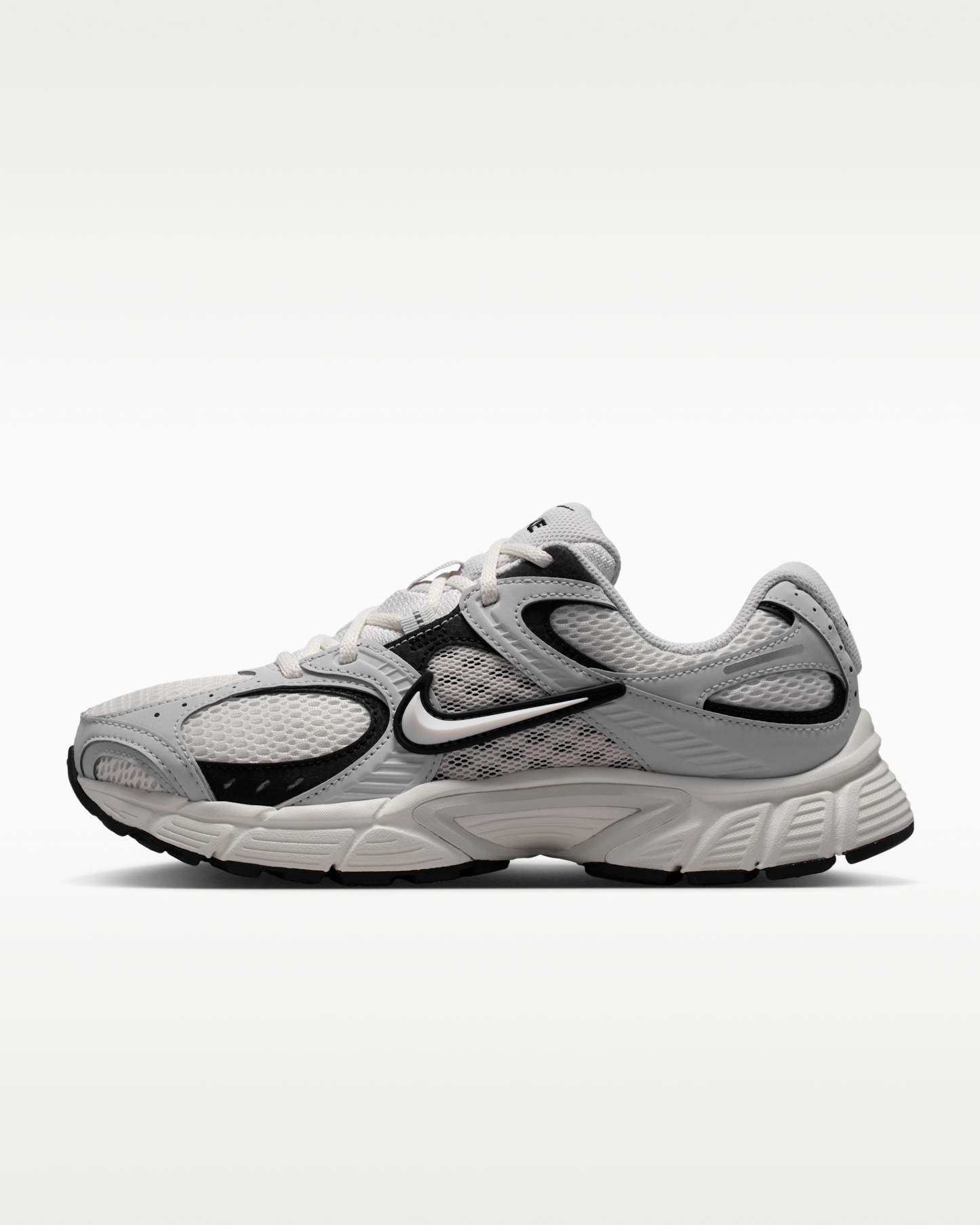 Nike V5 RNR Women's Shoes - Sail/Black/Vast Grey/Sail - View 1