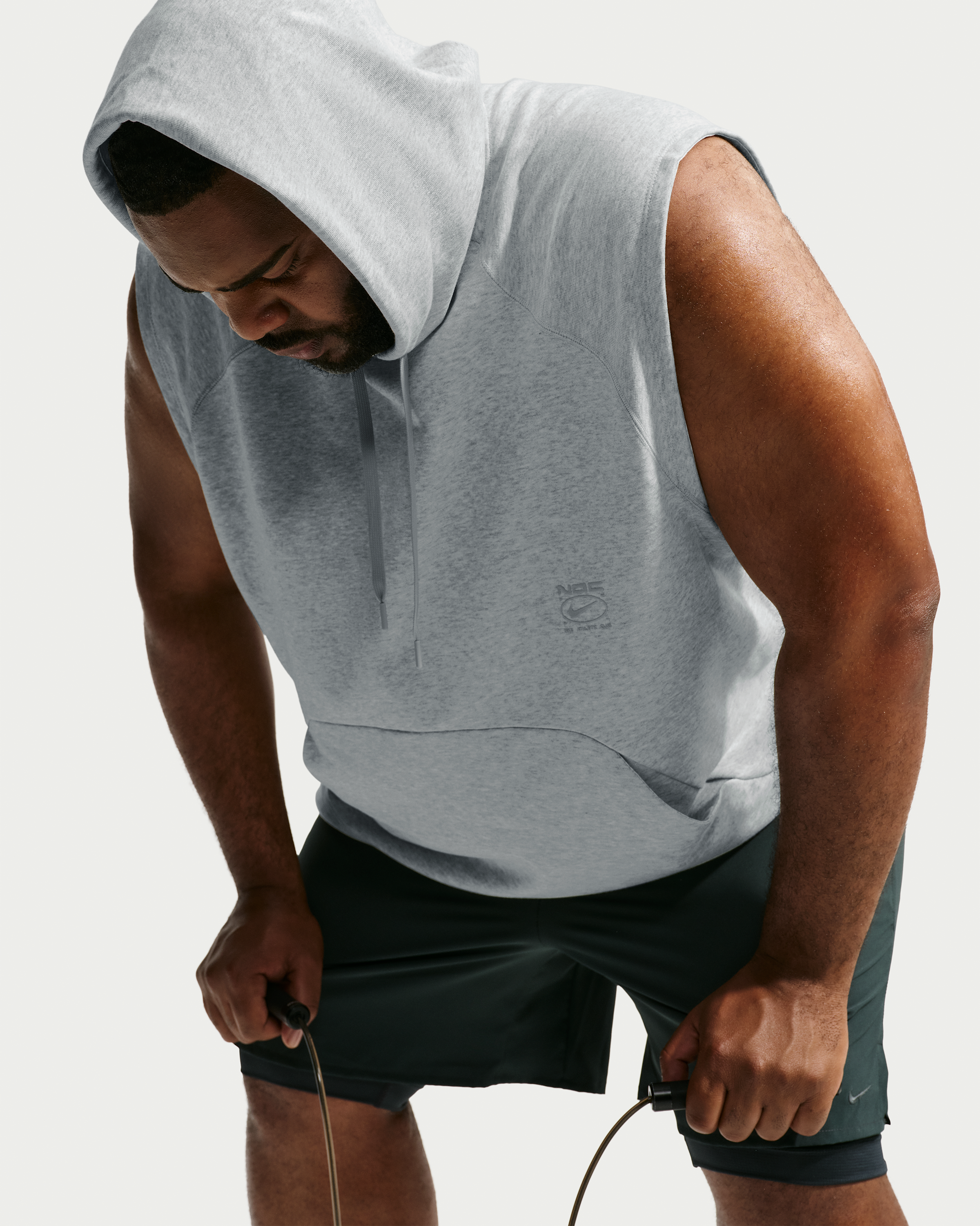 Nike N.A.C. Men's Dri-FIT Fleece Sleeveless Training Hoodie - Light Smoke Grey/Heather/Light Smoke Grey - View 8