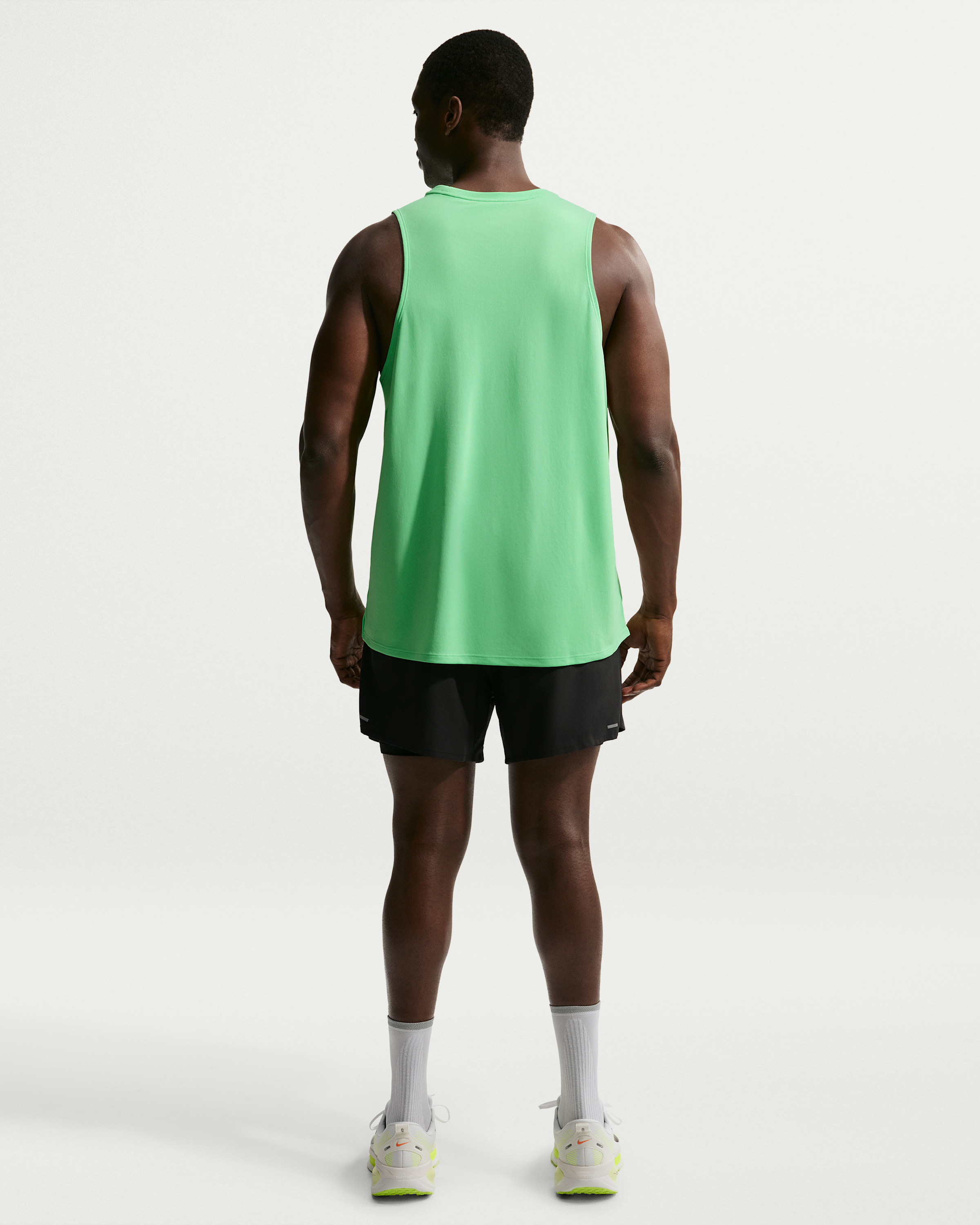 Nike Miler Men's Dri-FIT Running Tank Top - Illusion Green - View 10