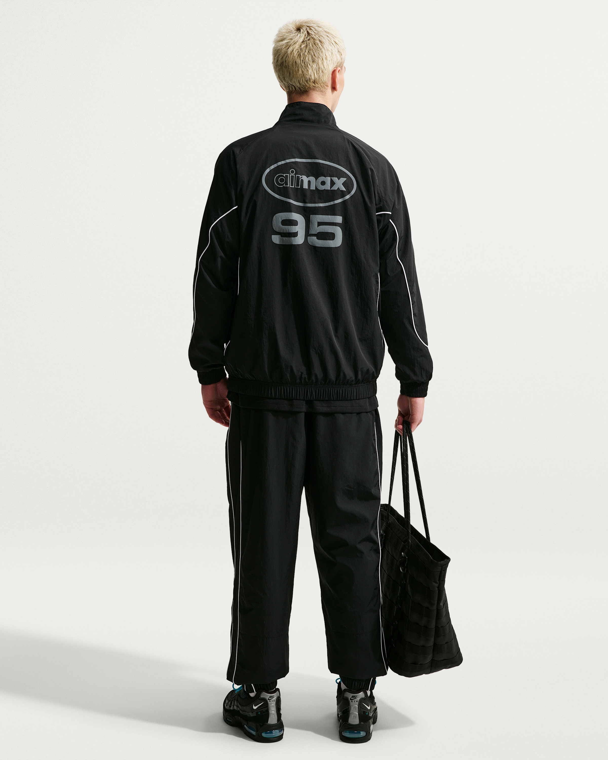 Nike Air Max 95 Men's Woven Jacket - Black/Black/Black/Cool Grey - View 5