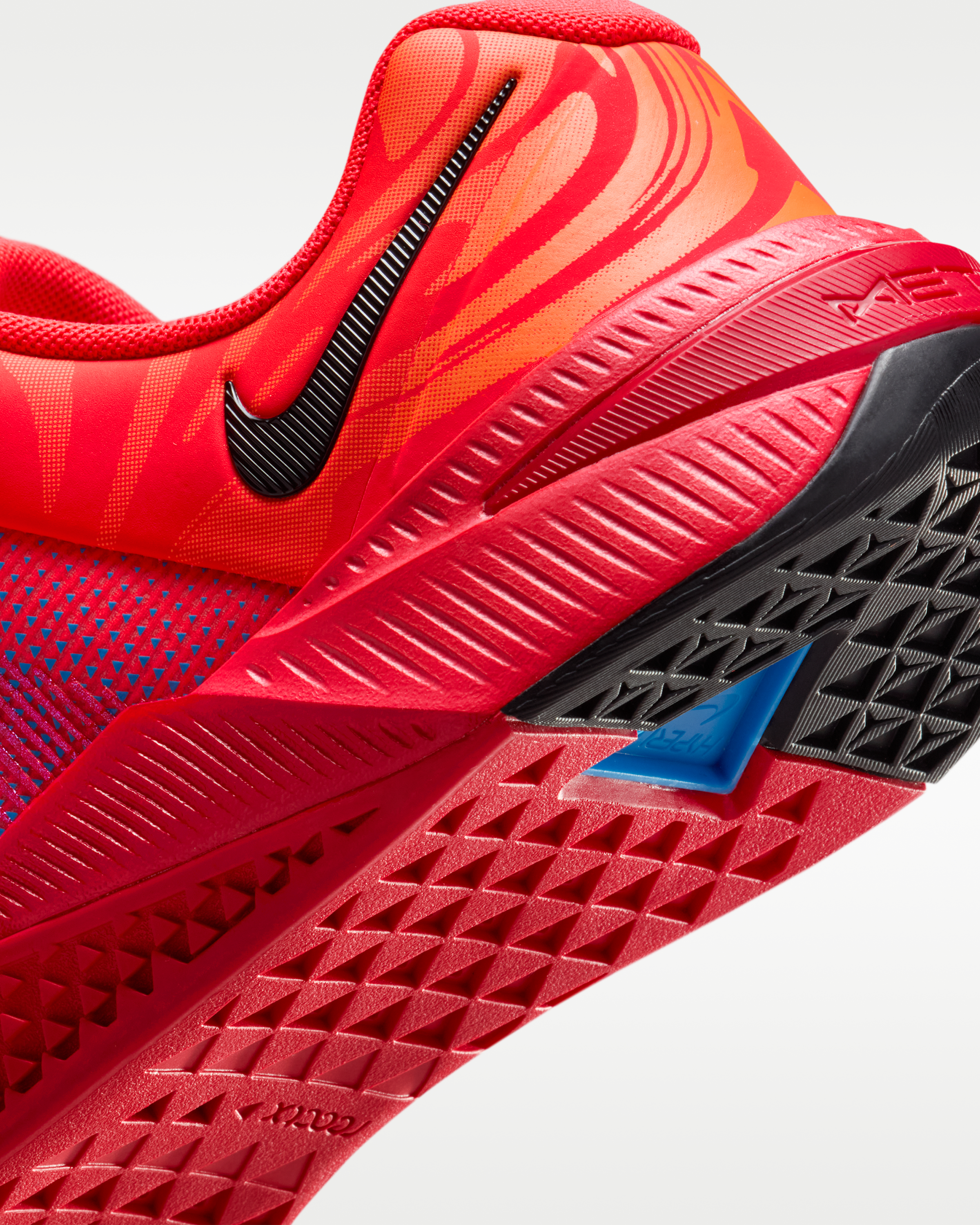 Nike Metcon 10 AMP Men's Workout Shoes - Bright Crimson/University Red/Total Orange/Black - View 8