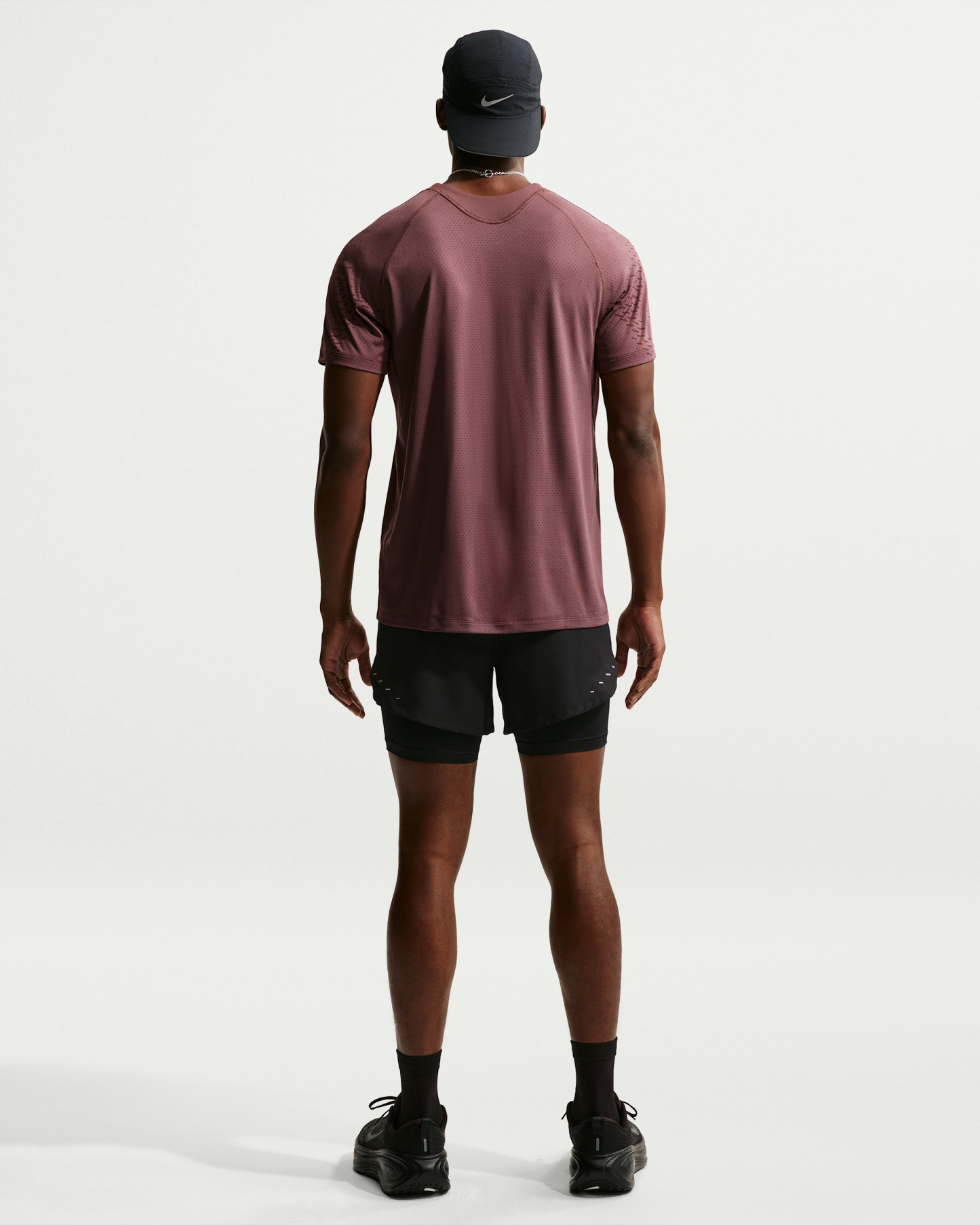 Nike Stride Men's Dri-FIT 13cm (approx.) Hybrid Running Shorts - Black - View 5