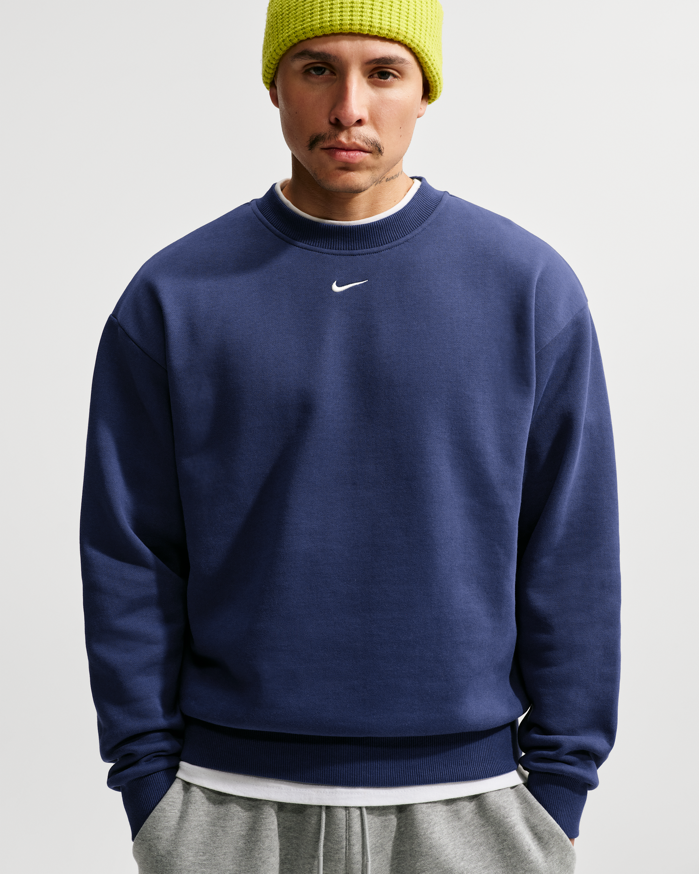 Nike Solo Fleece Men's Crew-Neck Sweatshirt - Midnight Navy/Sail - View 1