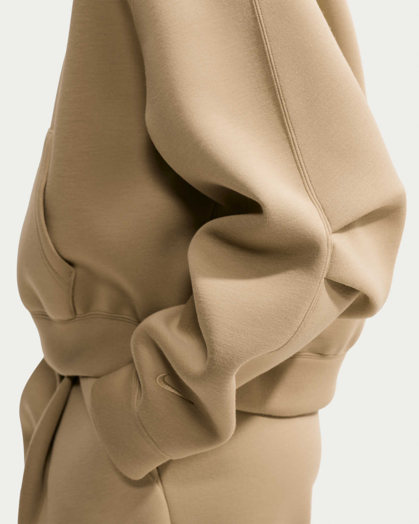 Nike Article Fleece Women's Oversized Hoodie - Parachute Beige/Parachute Beige - View 3