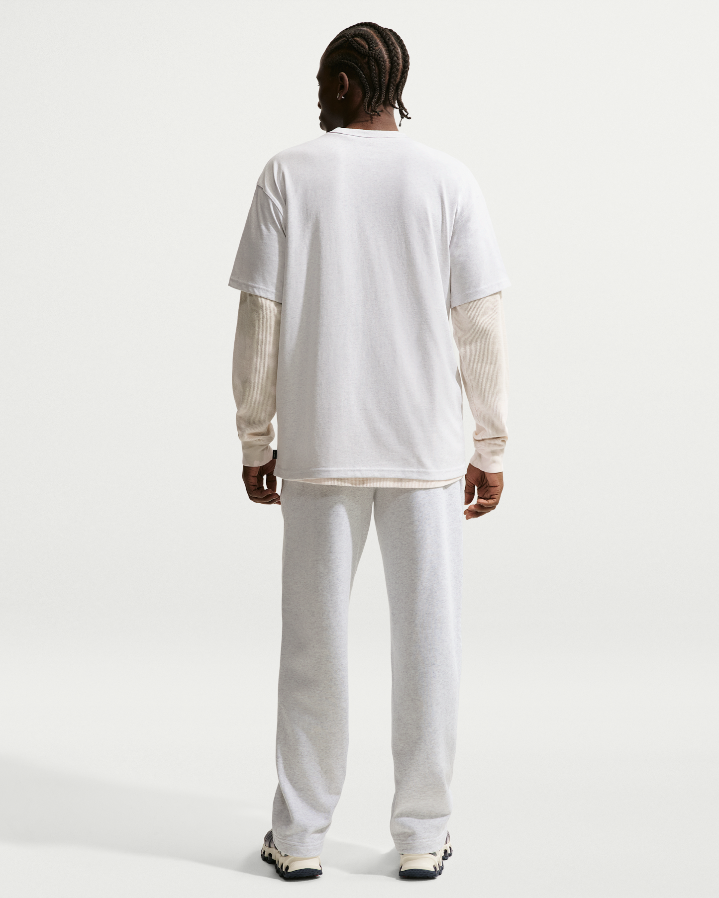 Nike Sportswear Premium Essentials Men's T-Shirt - Birch Heather - View 5