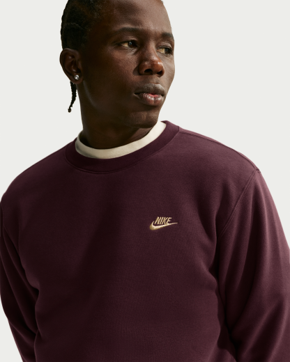 Nike Club Men's Fleece Crew - Burgundy Crush/Metallic Gold - View 3