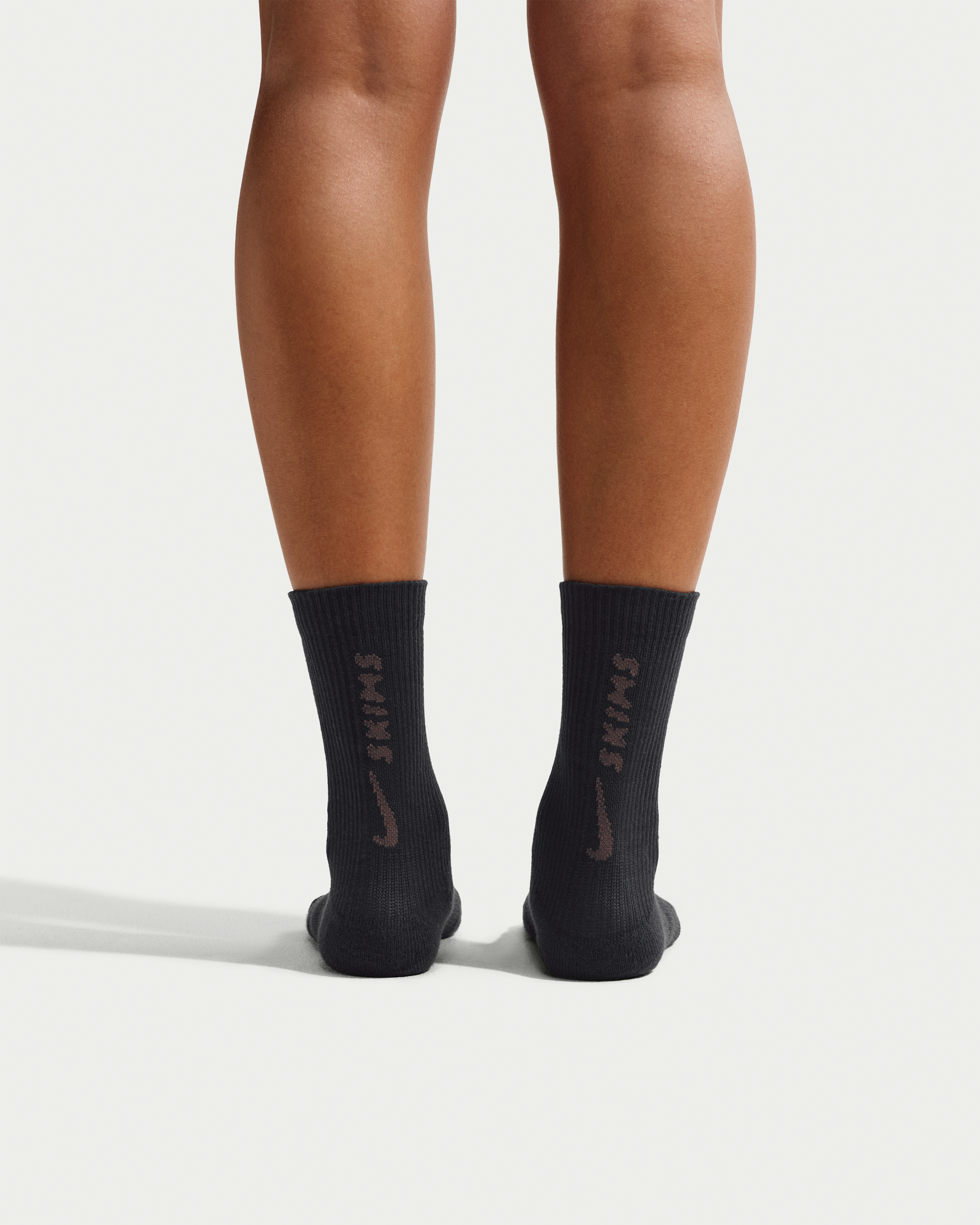 NikeSKIMS Dri-FIT Women's Dri-FIT Crew Socks (3 Pairs) - Multi-Colour/NSKM Snow/Grey Heather - View 5