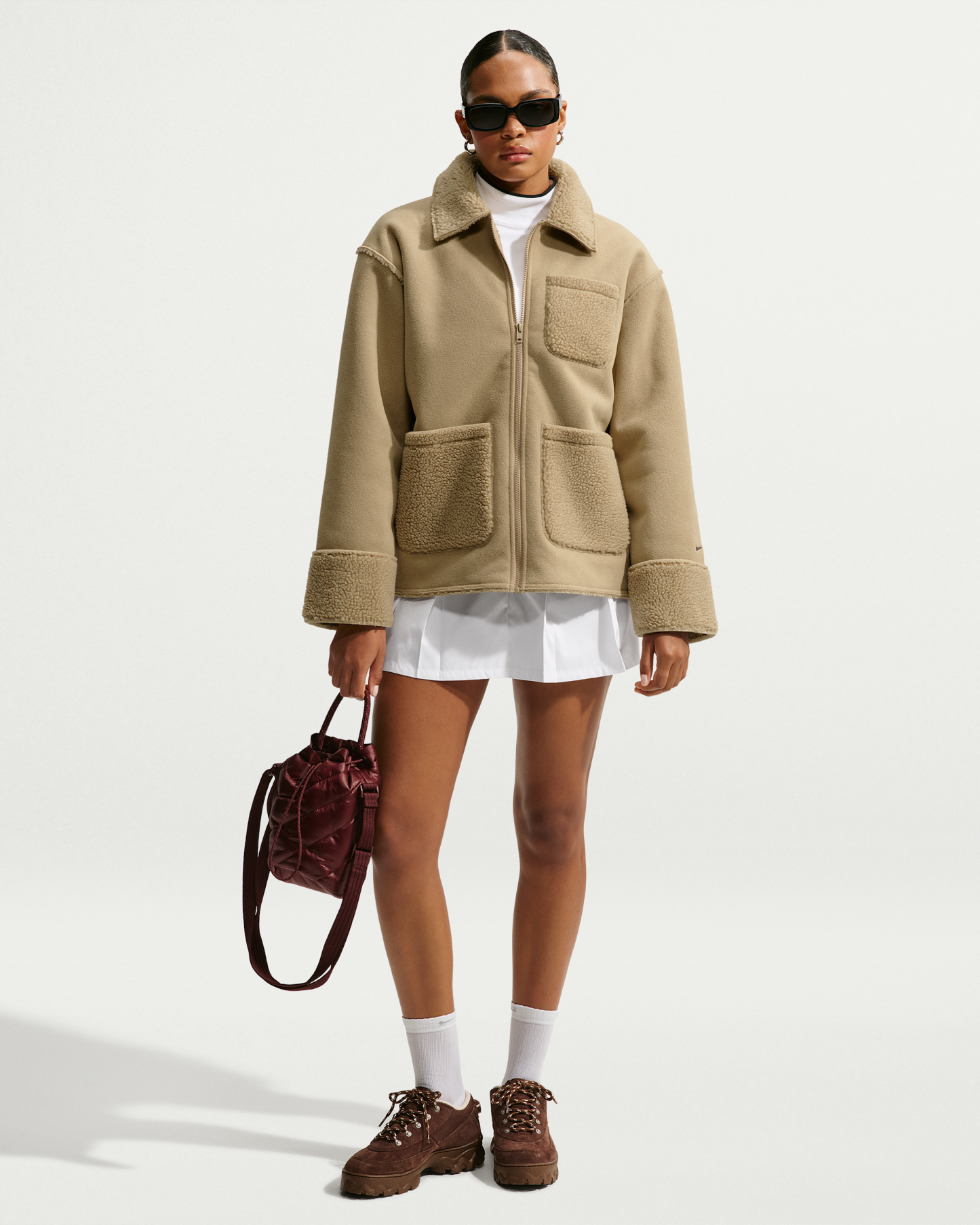 Nike Sportswear Women's Oversized Therma-FIT Chore Jacket - Parachute Beige/Black - View 4