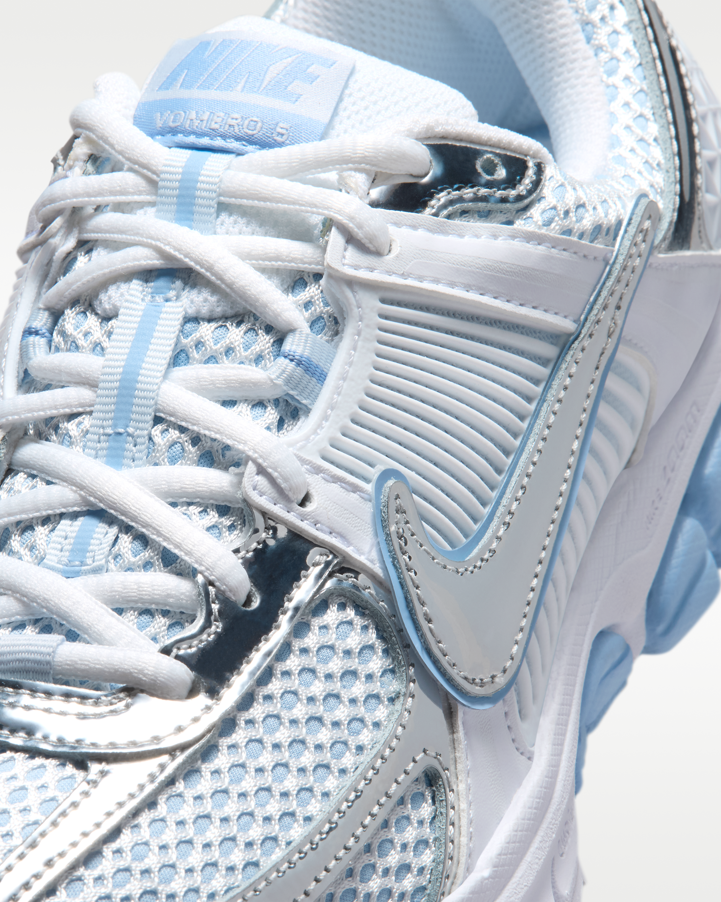 Nike Zoom Vomero 5 Women's Shoes - White/Aluminium/Football Grey/Metallic Silver - View 7