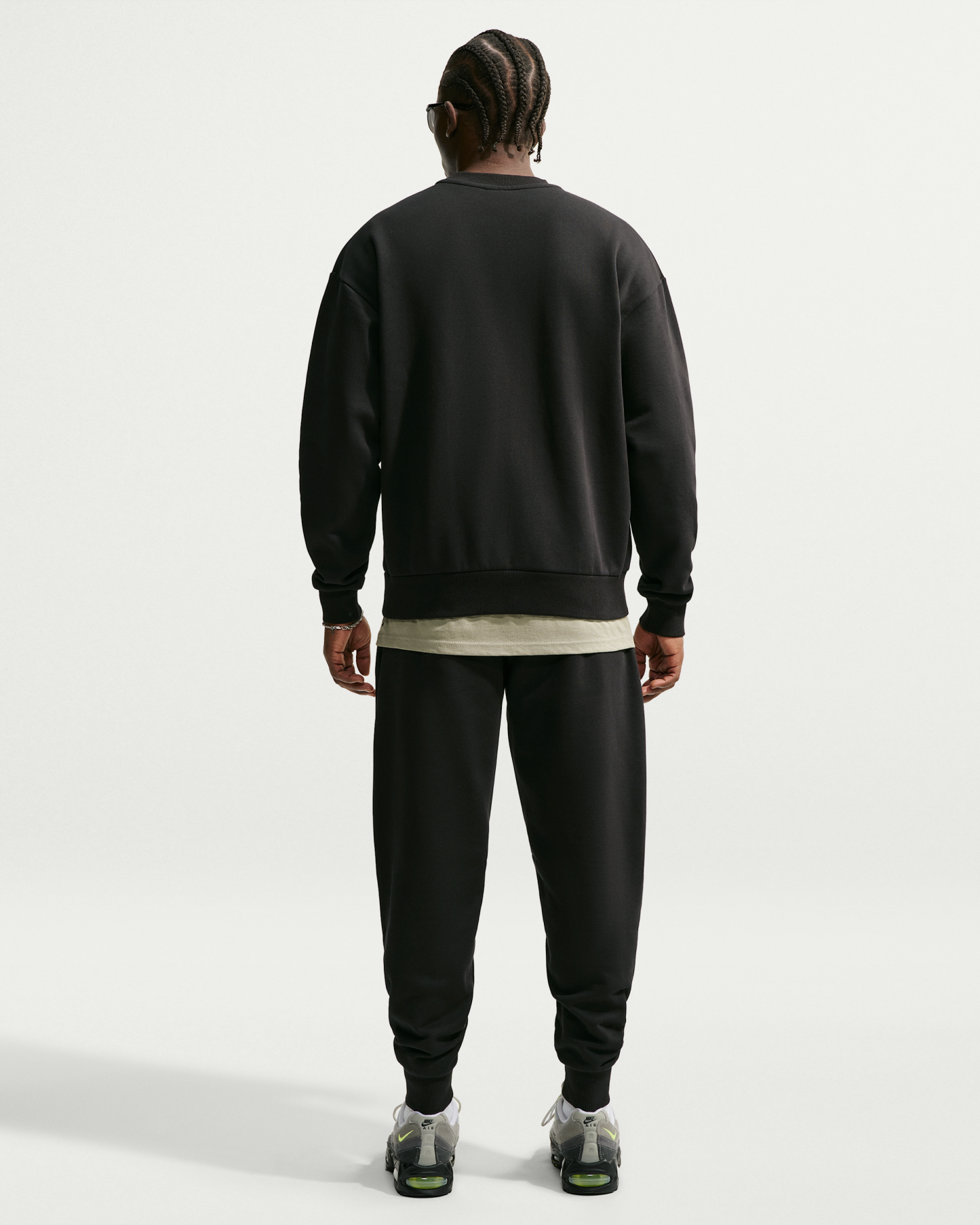 Nike Solo Fleece Men's Crew-Neck Sweatshirt - Total Black/Sail - View 5