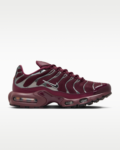Nike Air Max Plus SE Women's Shoes - Night Maroon/Dark Team Red/Metallic Silver/Black - View 3
