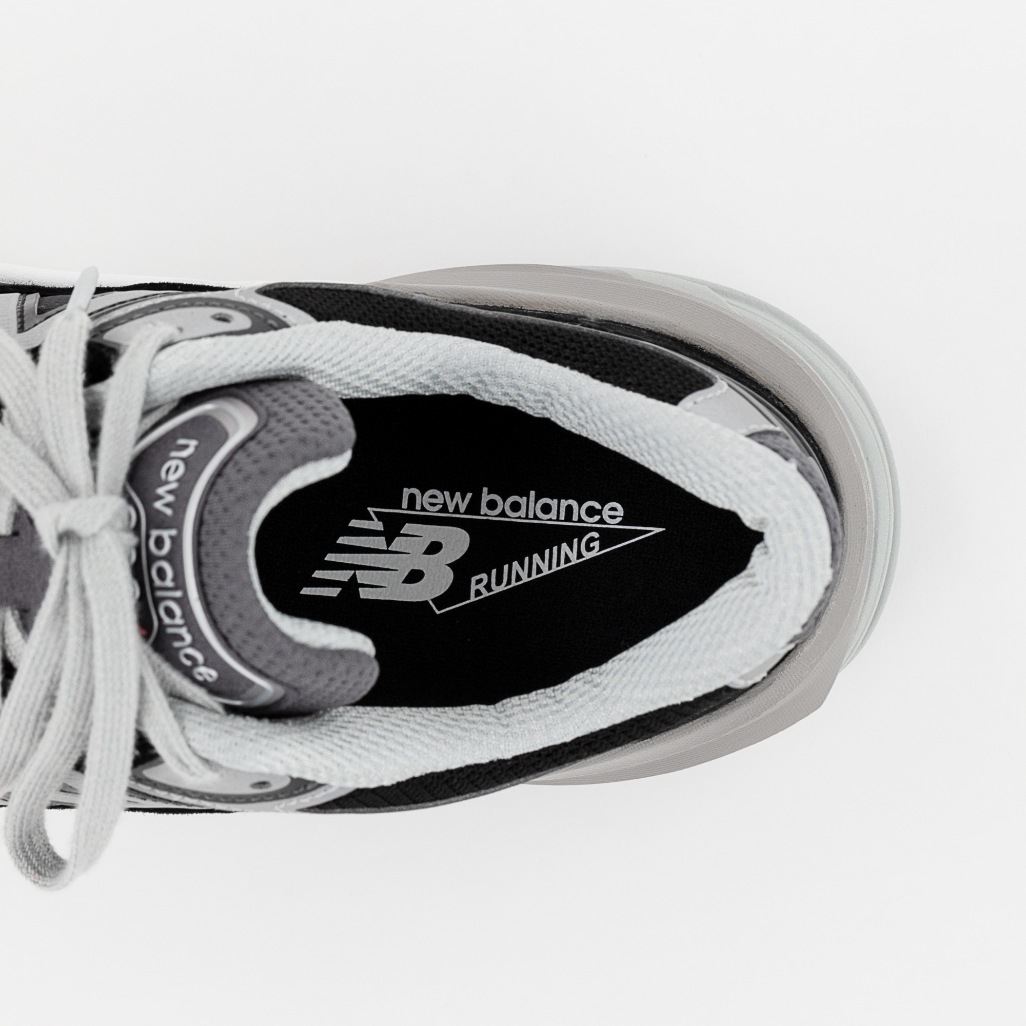 New Balance Made in USA 990v6, M990BK6