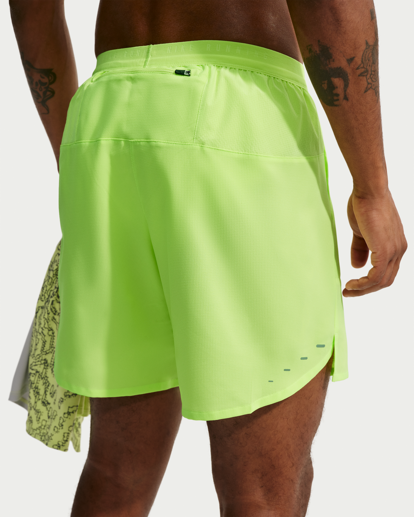 Nike Stride Men's Dri-FIT 18cm (approx.) Briefs-Lined Running Shorts - Light Lemon Twist - View 3