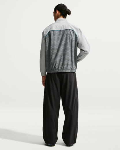 Nike Sportswear Men's Woven Tracksuit Jacket - Wolf Grey/Cool Grey/Bright Spruce - View 5