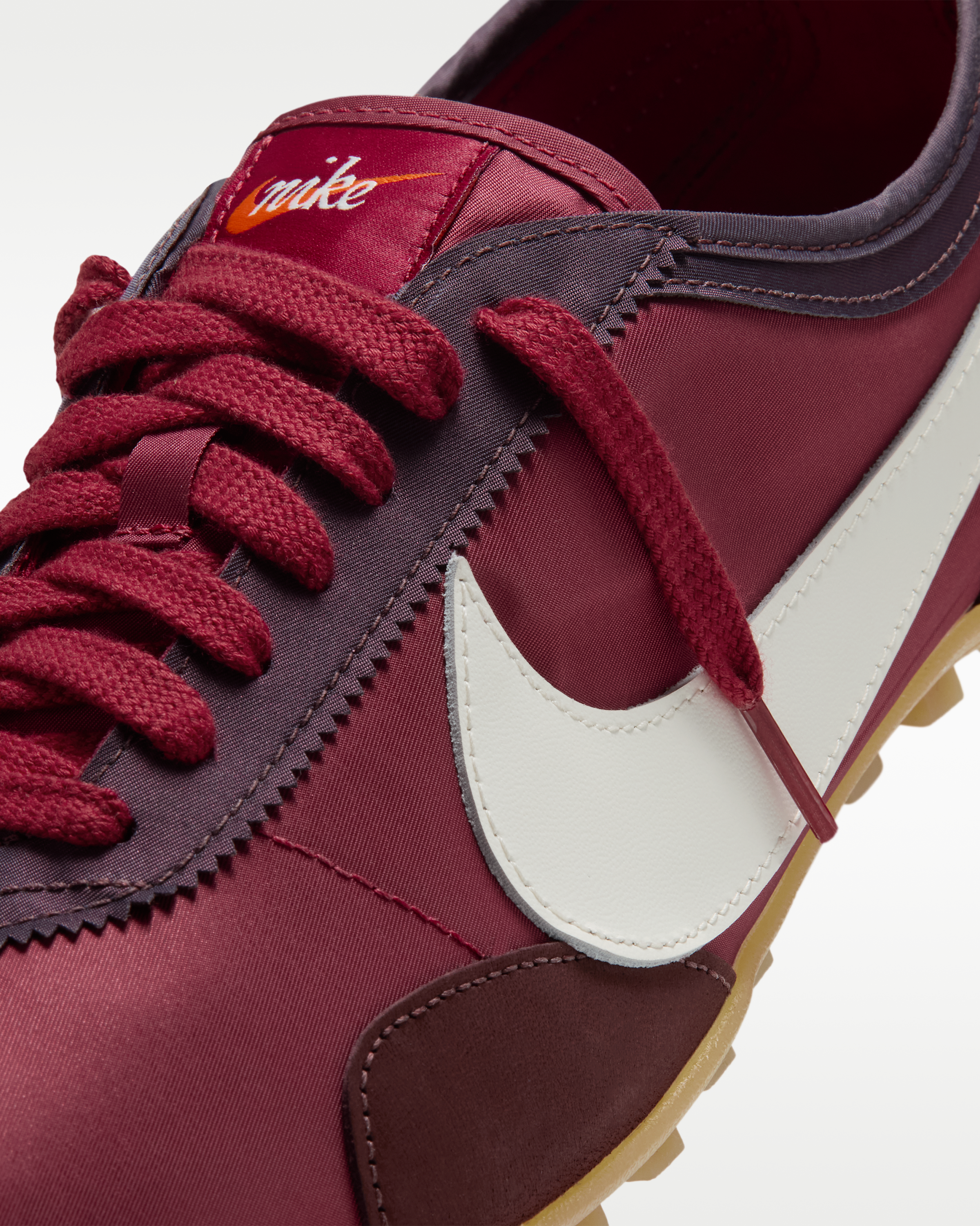 Nike Moon Shoe OG Men's Shoes - Tough Red/Mystic Dates/Gum Light Brown/Sail - View 7