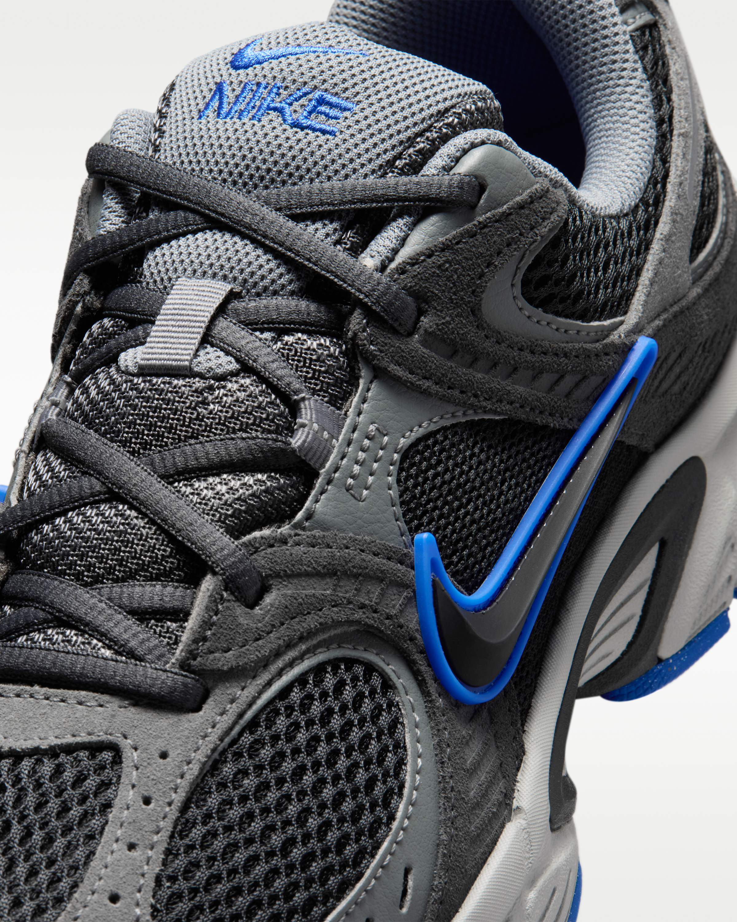 Nike V5 RNR Suede Men's Shoes - Smoke Grey/Anthracite/Racer Blue/Black - View 7