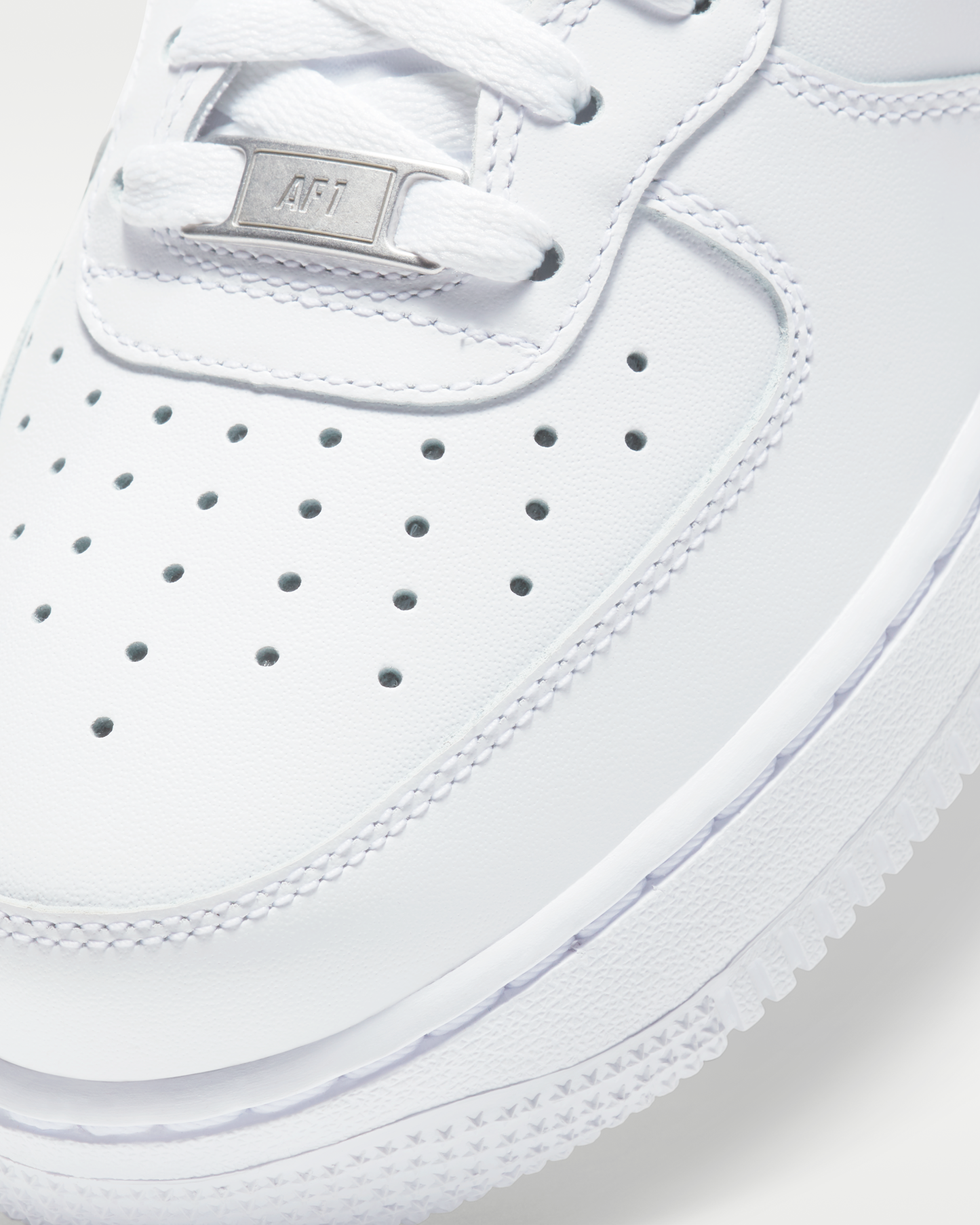 Nike Air Force 1 '07 Mid Women's Shoe - White/White/White - View 7