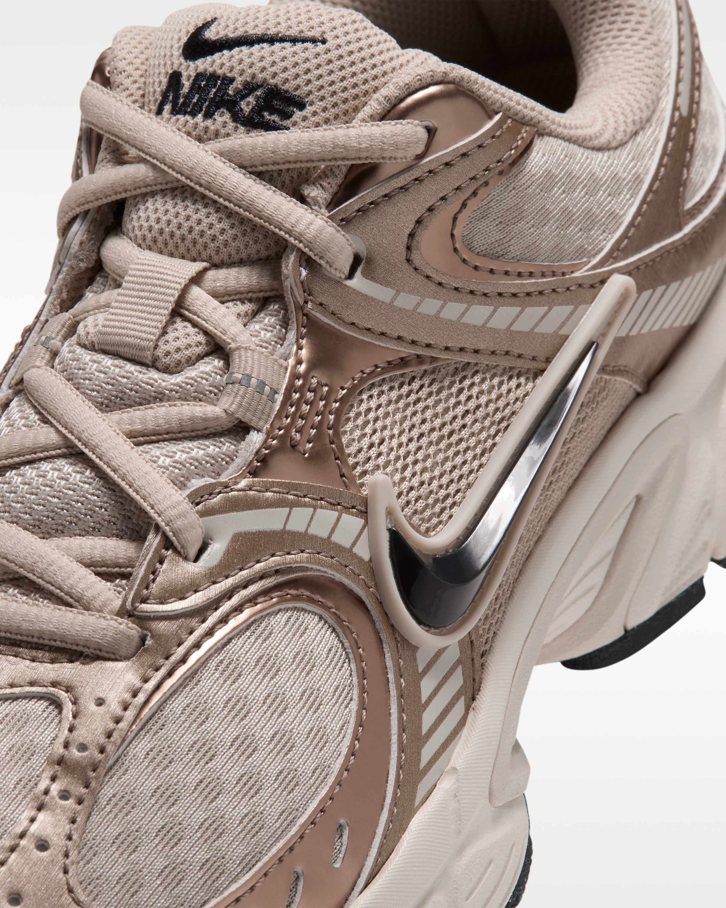 Nike V5 RNR Premium Women's Shoes - Sand Drift/Blur/Light Orewood Brown/Off-Noir - View 7