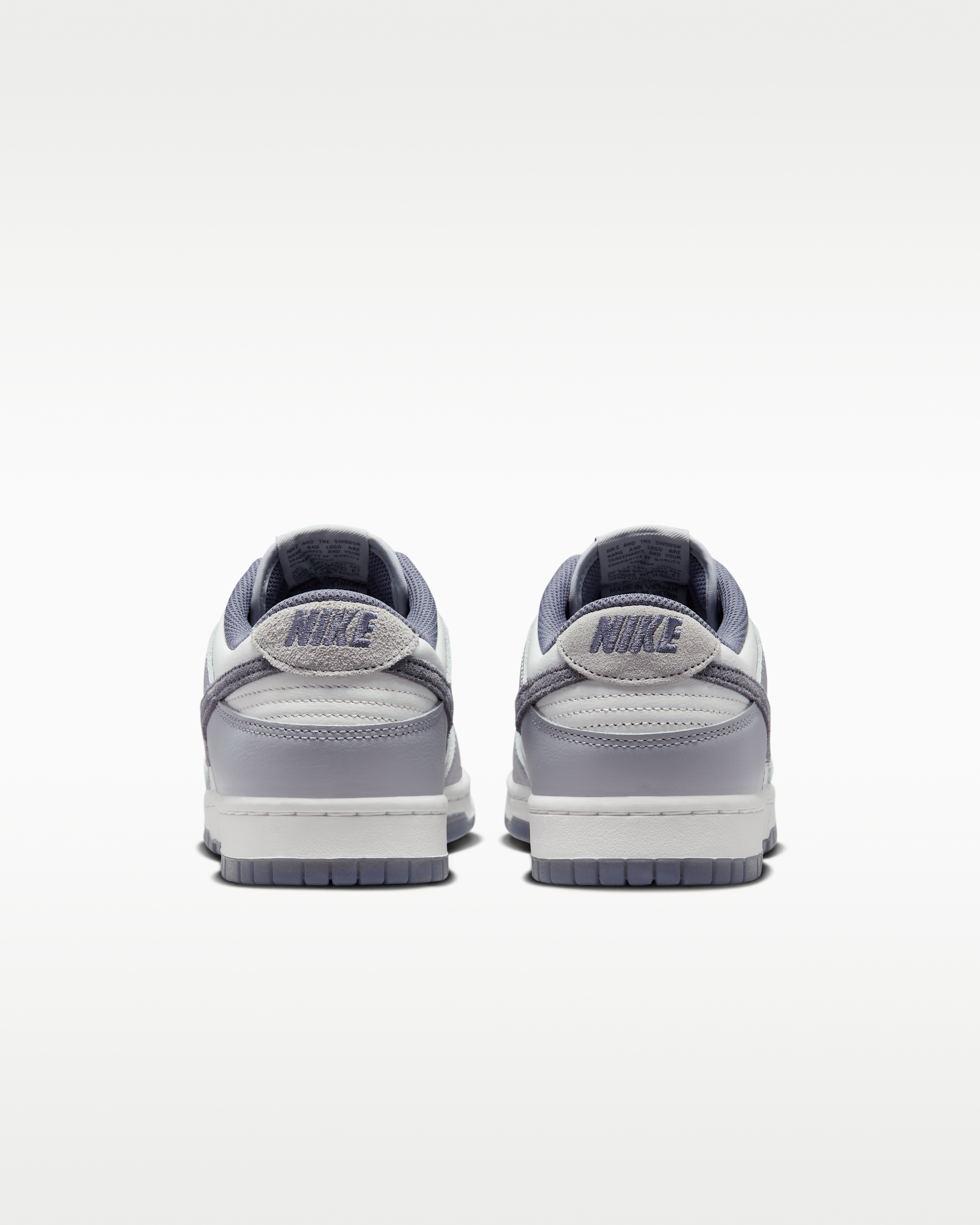 Nike Dunk Low Retro SE Men's Shoes - White/Platinum Tint/Pure Platinum/Light Carbon - View 6