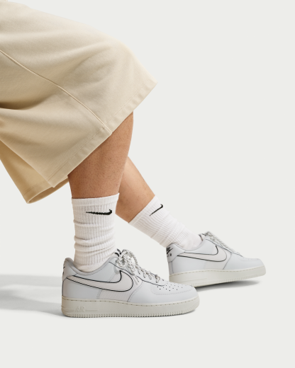 Nike Air Force 1 '07 LV8 Men's Shoes - Summit White/Summit White/Anthracite - View 9