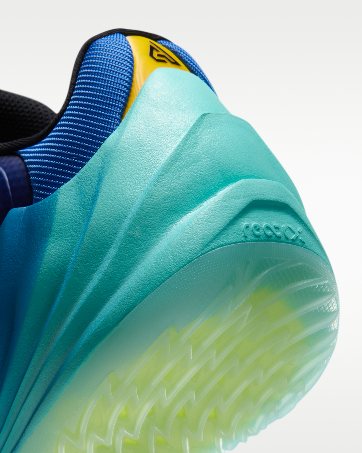 Giannis Freak 8 Basketball Shoes - Star Blue/Hyper Turquoise/Glacier Blue/Lightning - View 8