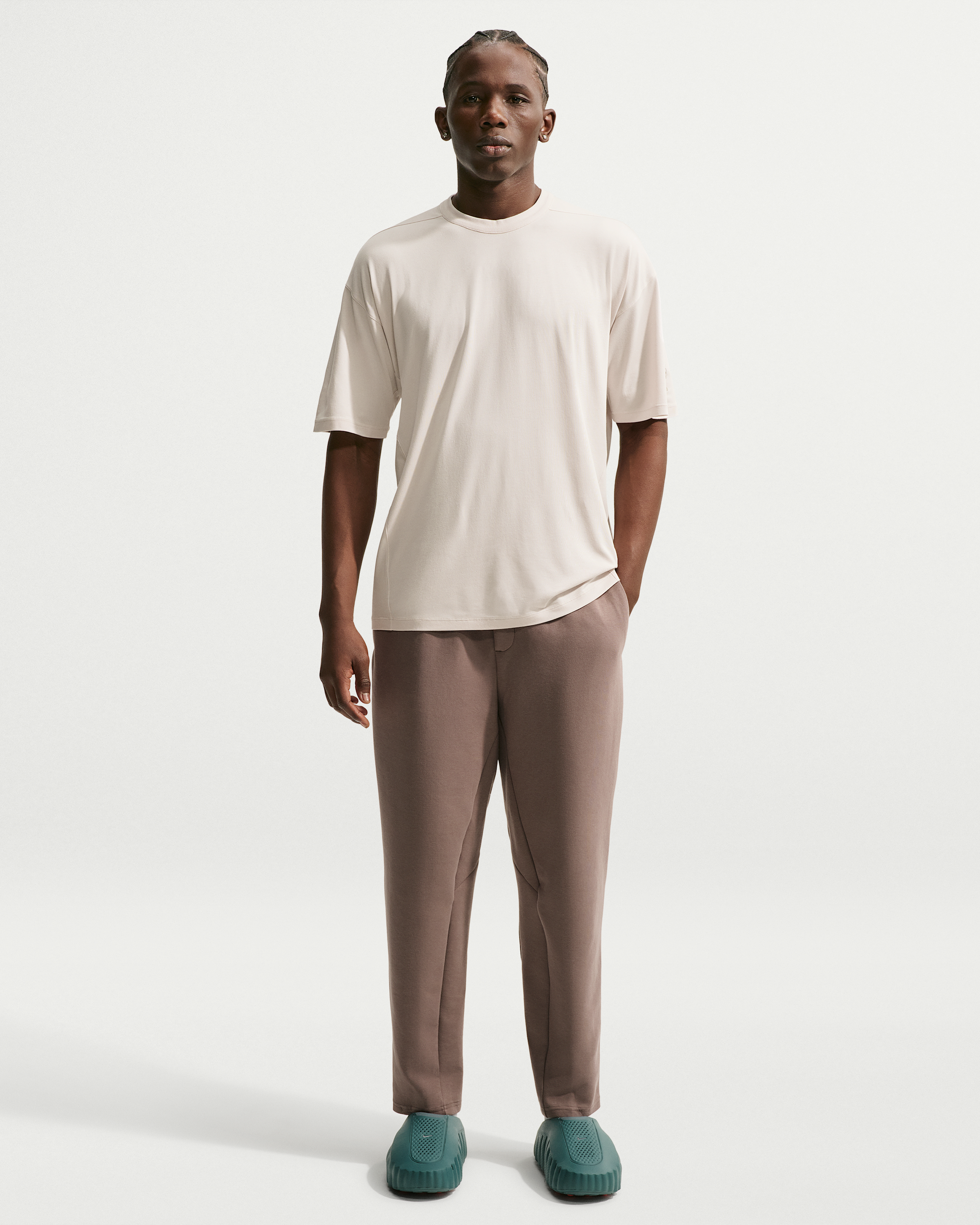 Nike 24.7 ImpossiblySoft Light Men's Dri-FIT Short-Sleeved T-Shirt - Light Orewood Brown/Sail/Light Iron Ore - View 4