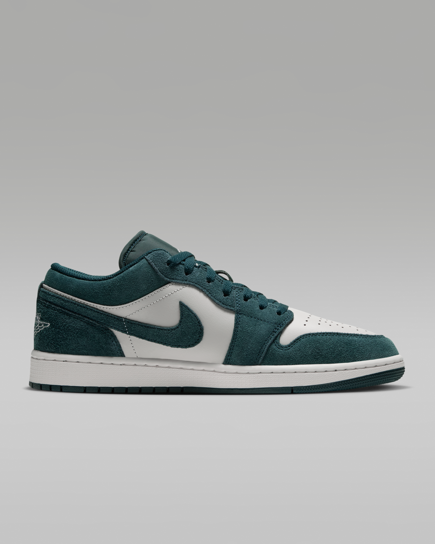 Air Jordan 1 Low Men's Shoes - Midnight Spruce/Pale Ivory/Light Orewood Brown - View 3