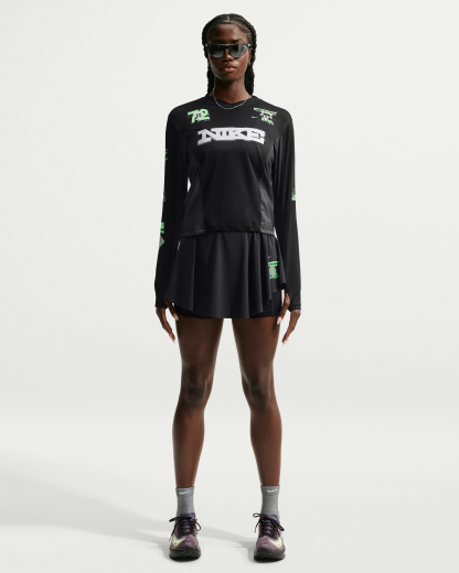 Nike Swift Women's Long-Sleeve Running Top - Black/Iron Grey/Illusion Green - View 4
