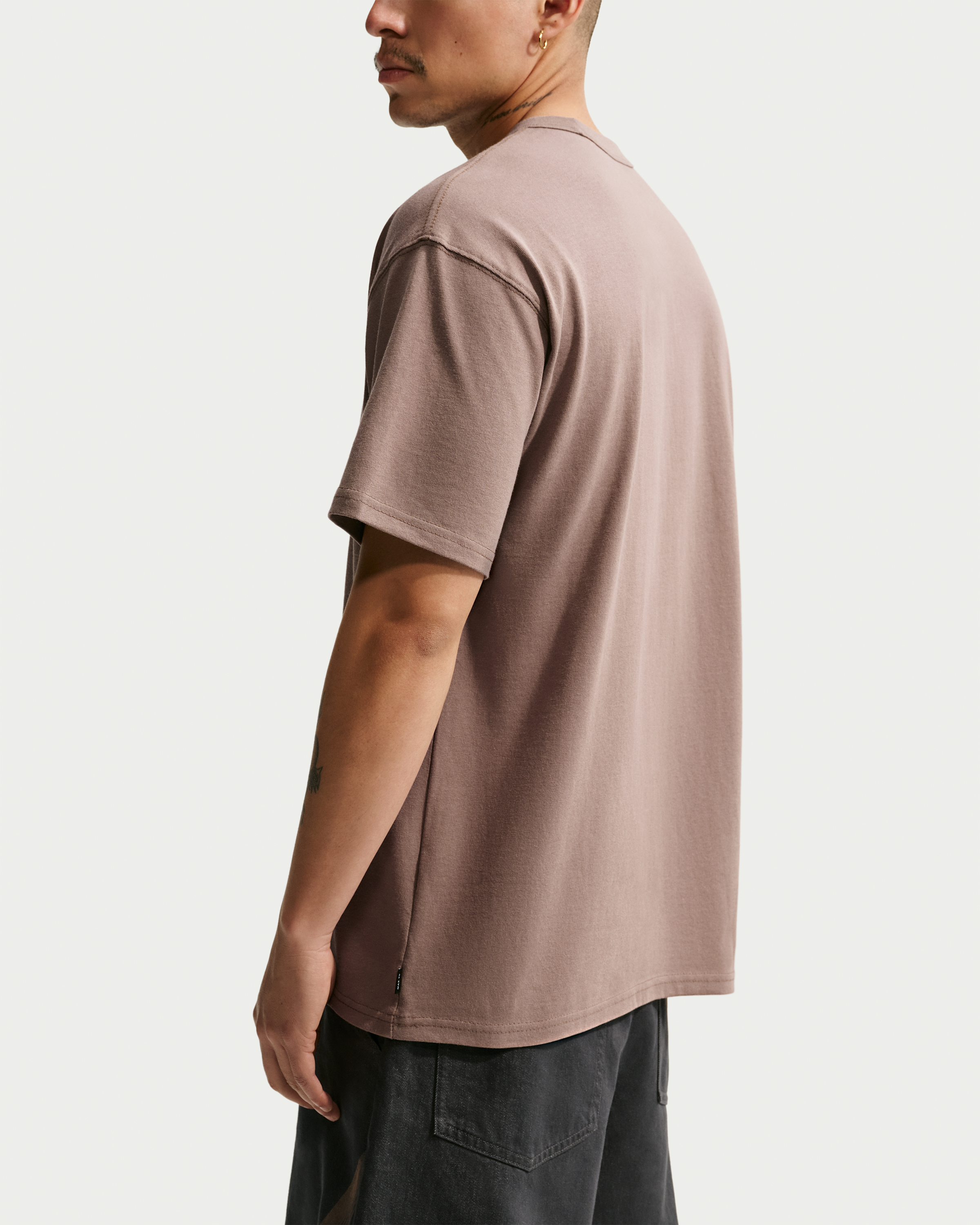 Nike Sportswear Premium Essentials Men's T-Shirt - Mink Brown - View 2