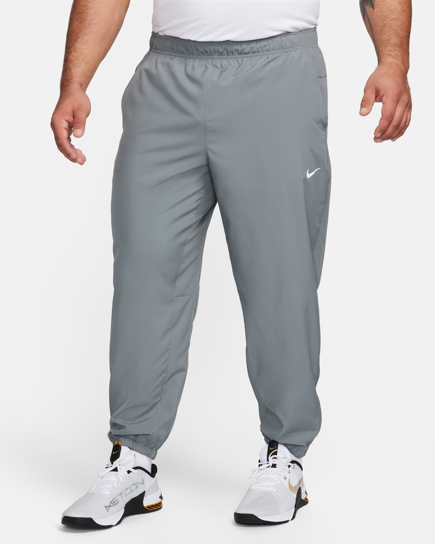Nike Form Men's Dri-FIT Tapered Versatile Trousers - Smoke Grey/Black - View 8