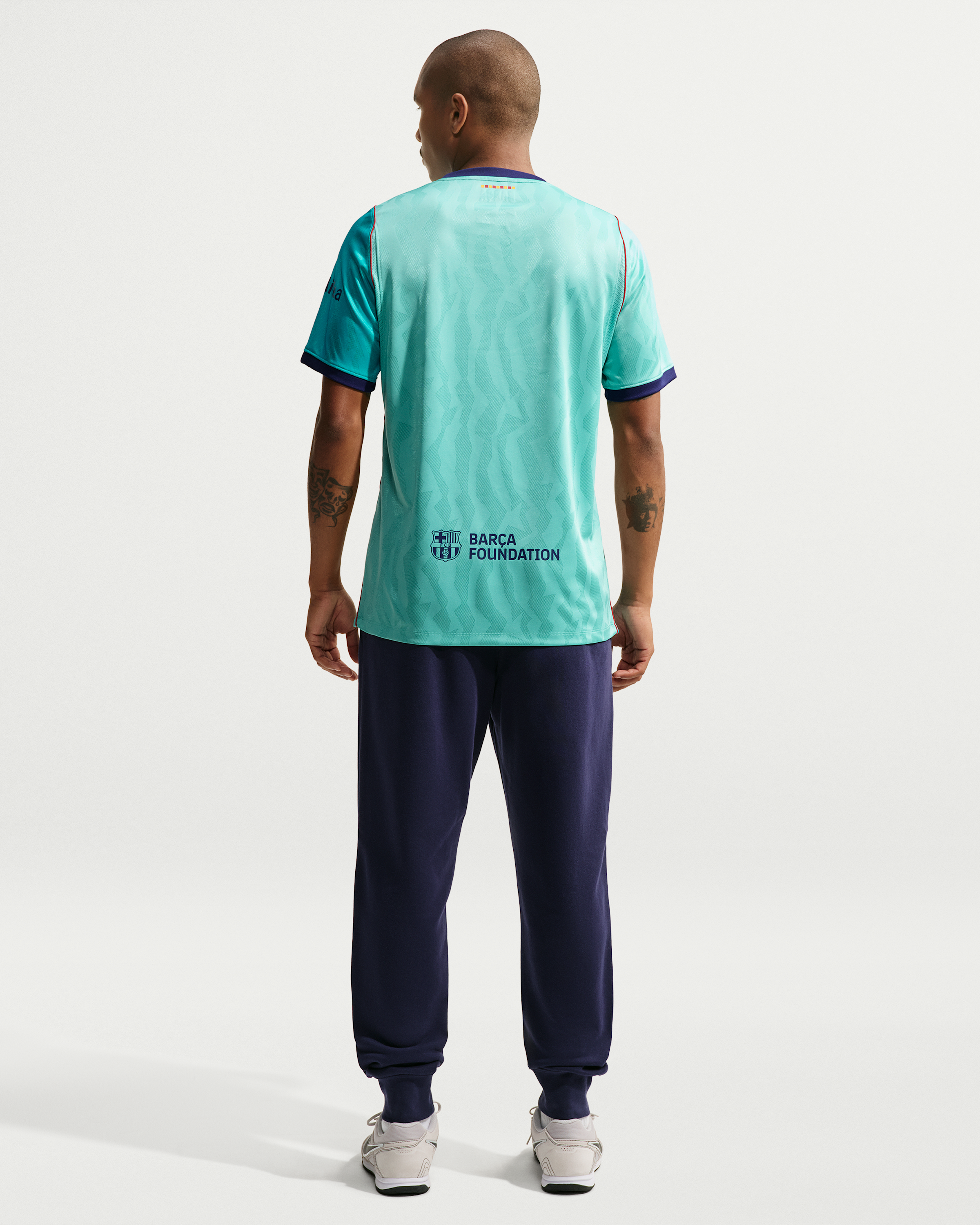 FC Barcelona 2026/27 Stadium Third Men's Nike Dri-FIT Football Replica Shirt - Green Frost/Green Frost/Gym Red/Loyal Blue - View 5