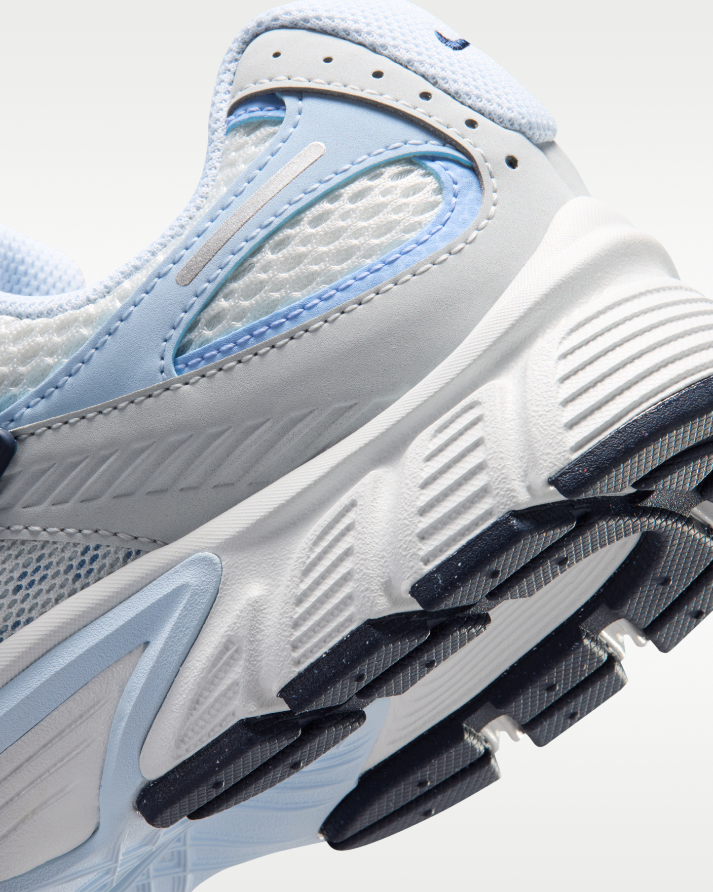 Nike V5 RNR Women's Shoes - Off-White/Hydrogen Blue/Aluminium/Off-White - View 8