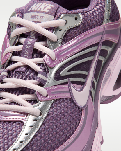 Nike Air Max Moto 2K Women's Shoes with Reflective Design Accents - Pink Foam/Violet Dust/Metallic Silver/Pearl Pink - View 7
