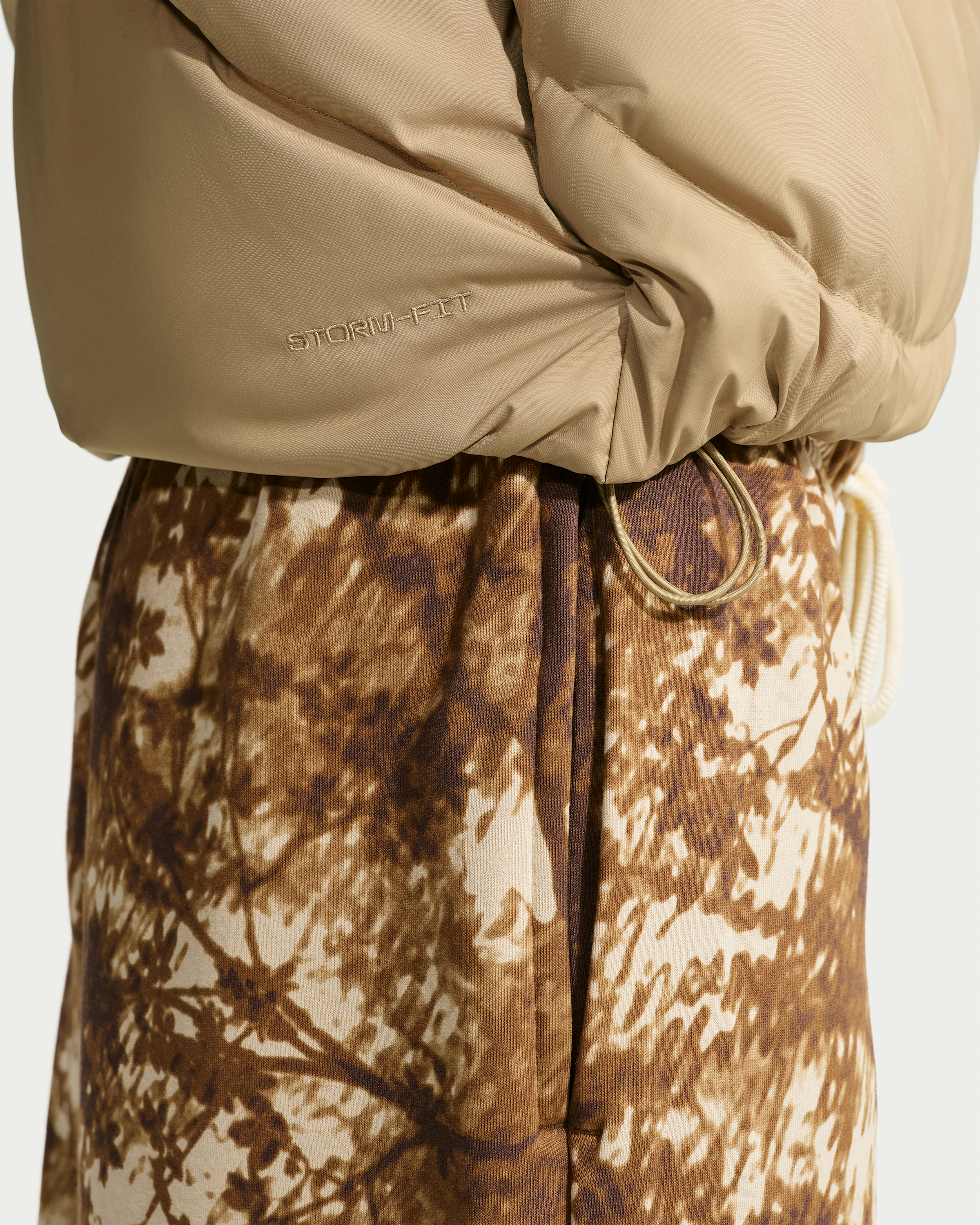Nike Sportswear Swoosh Series Women's Loose Storm-FIT Hooded Down Jacket - Parachute Beige/Dark Hazel/Parachute Beige - View 7