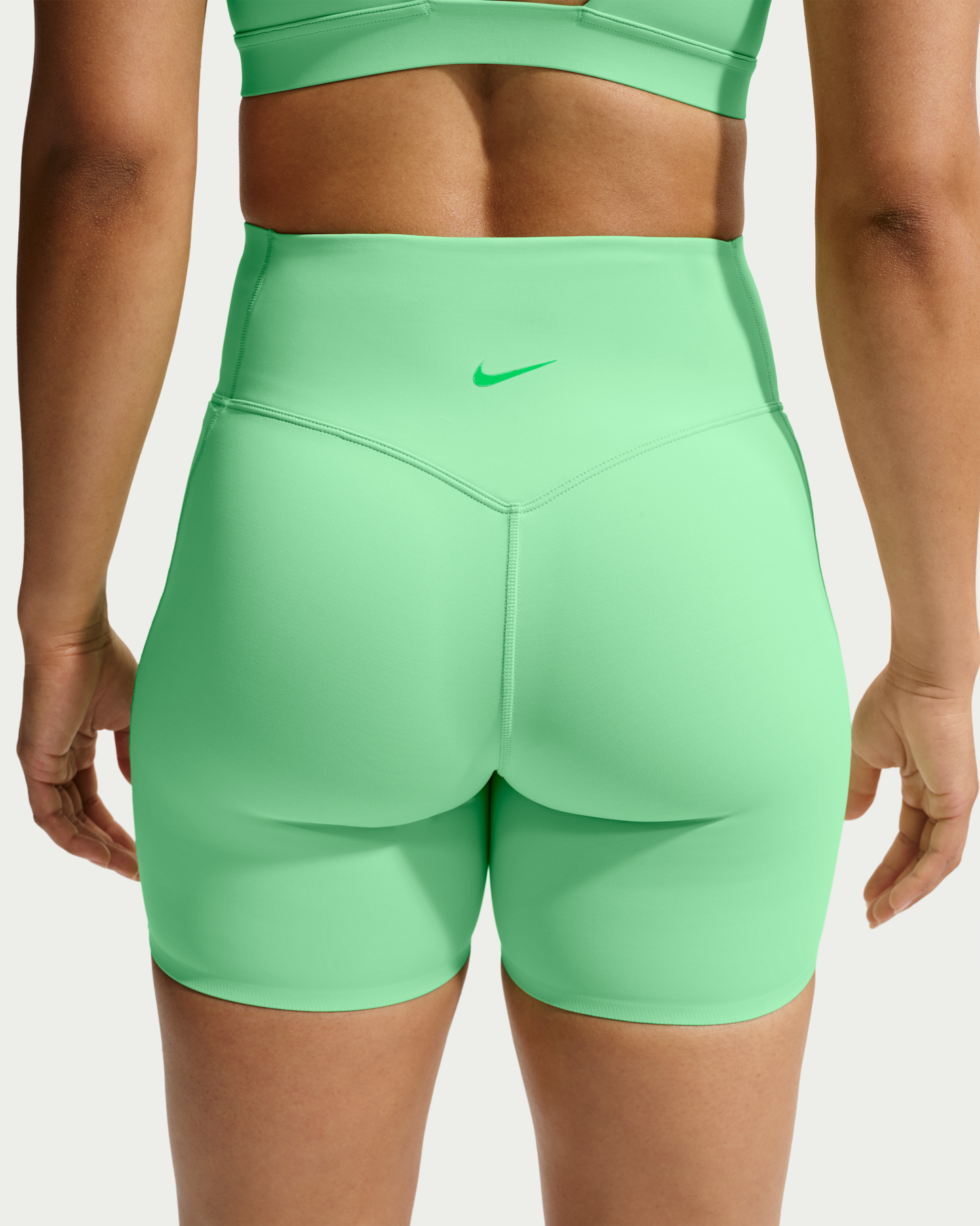 Nike Universa Women's High-Waisted 12.5cm (approx.) Biker Shorts with No Front Seam - Illusion Green/Light Green Spark/Green Spark - View 3
