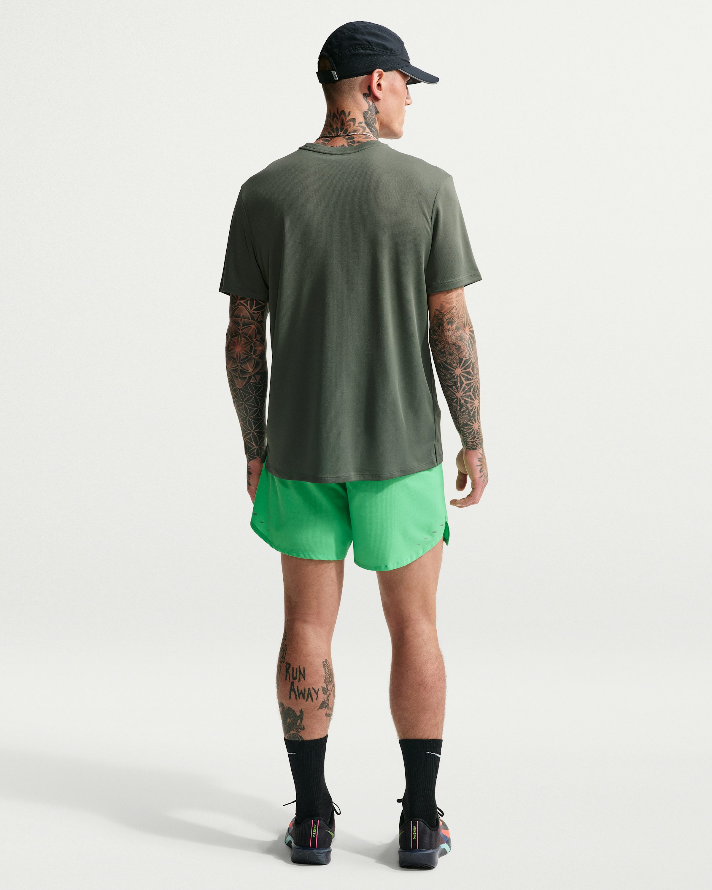 Nike Miler Men's Dri-FIT Short-Sleeve Running Top - Camo Green/Mineral Slate - View 5