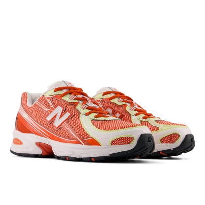 New Balance 740, U7403P9