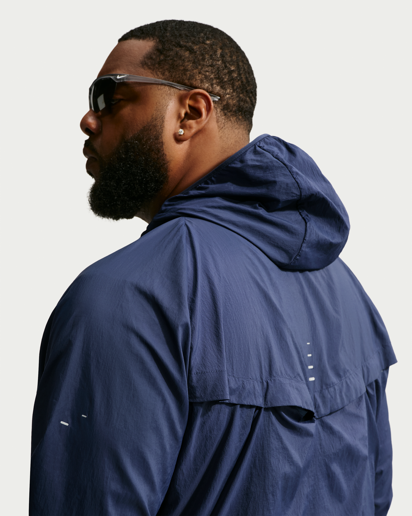 Nike Stride Men's Repel UV Running Jacket - Midnight Navy/Midnight Navy - View 8