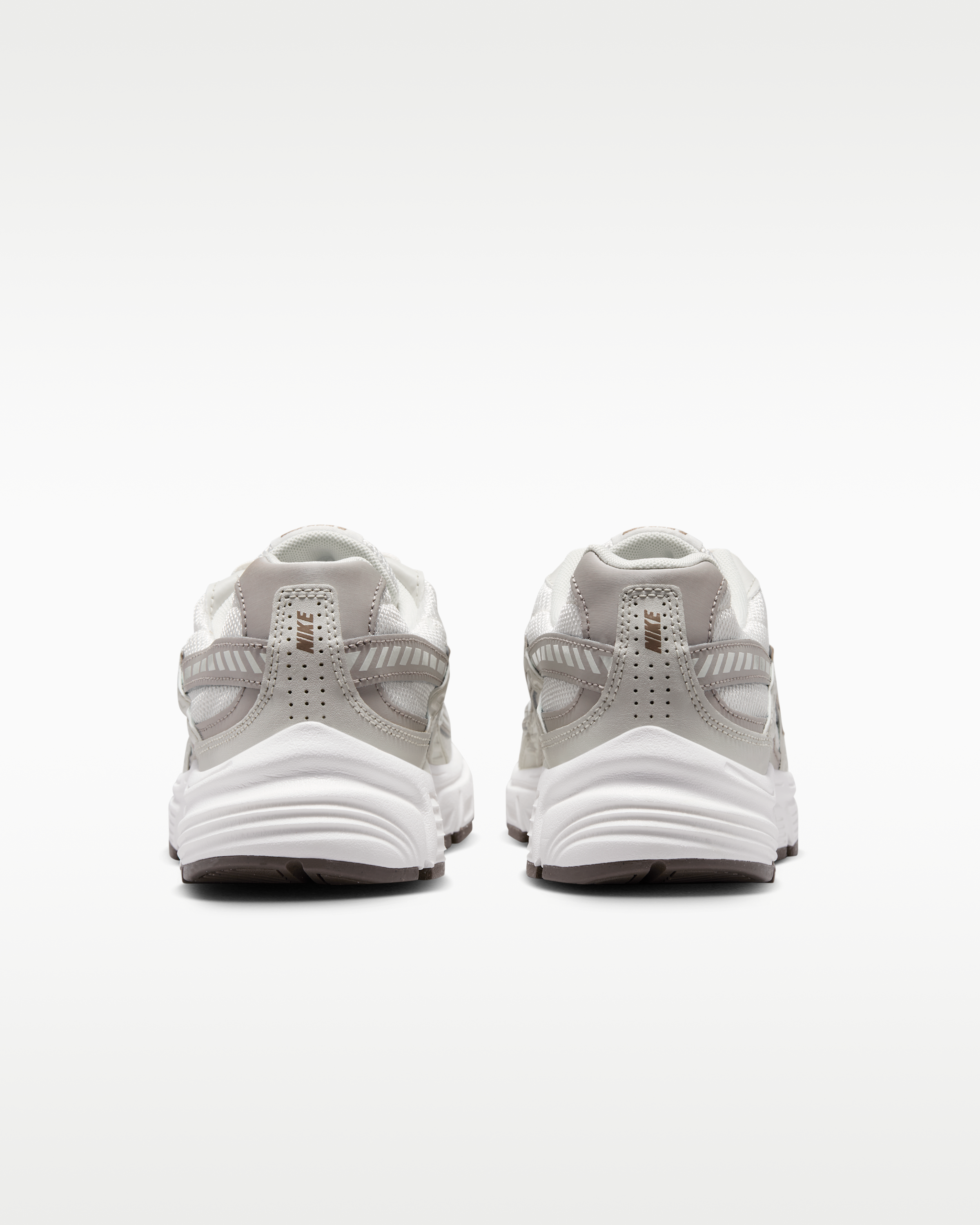 Nike Initiator Women's Shoes - Phantom/Light Bone/Sail/Mink Brown - View 6