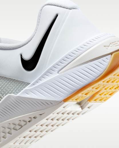 Nike Metcon 10 Men's Workout Shoes - White/Platinum Tint/Gum Light Brown/Black - View 8