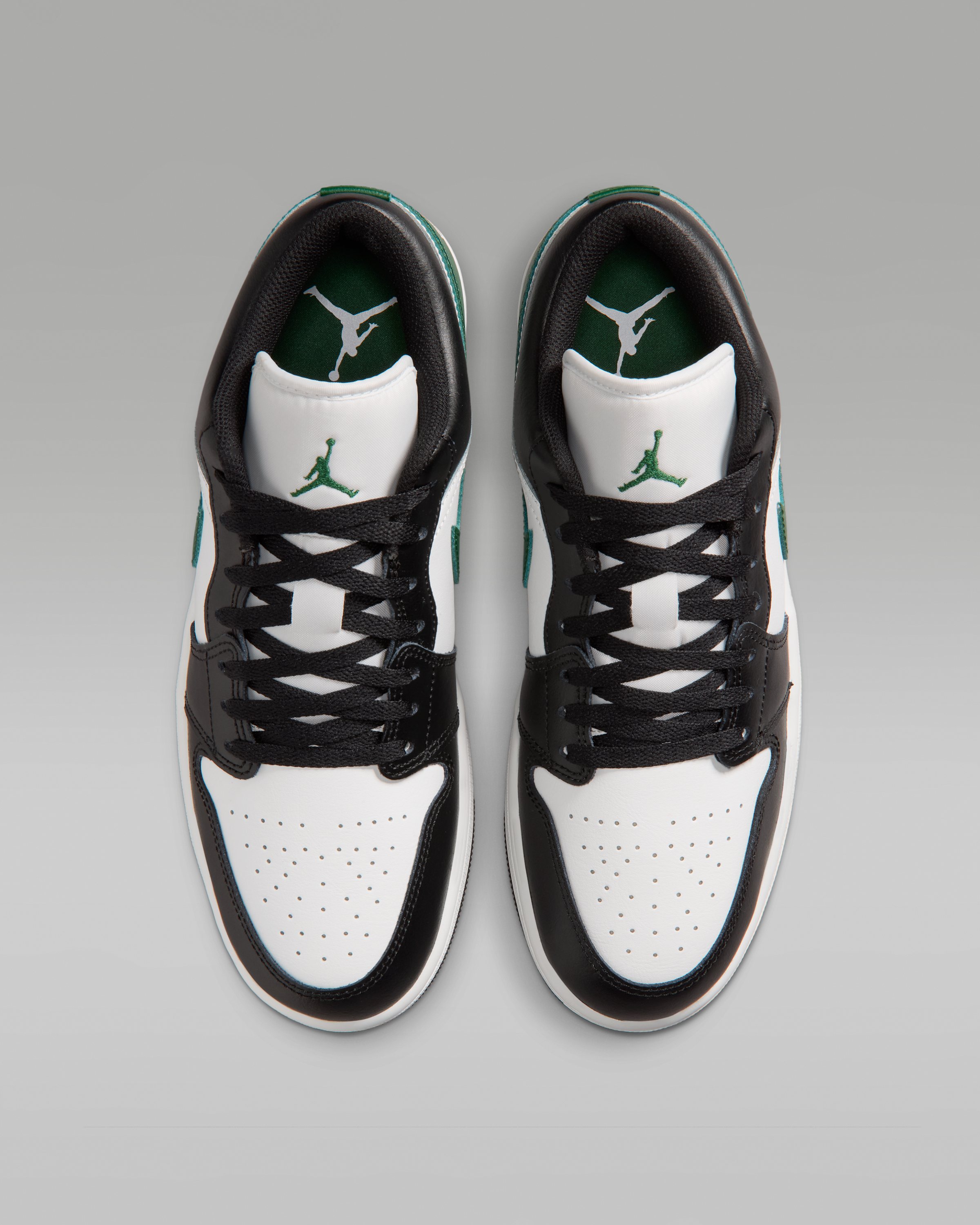 Air Jordan 1 Low Men's Shoes - Black/Gorge Green/Summit White - View 4