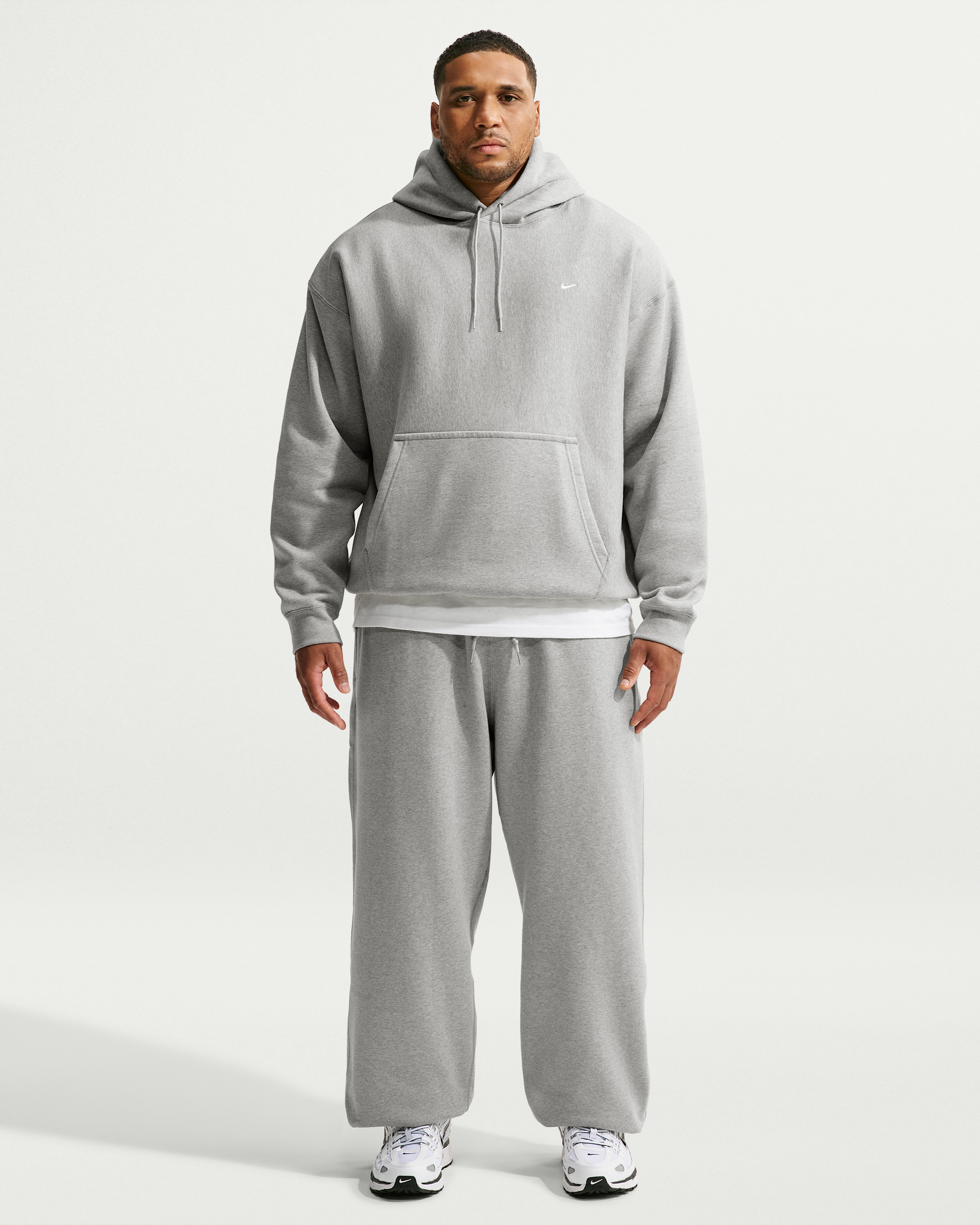 Nike Solo Swoosh Men's Pullover Hoodie - Dark Grey Heather/Light Smoke Grey/White - View 9
