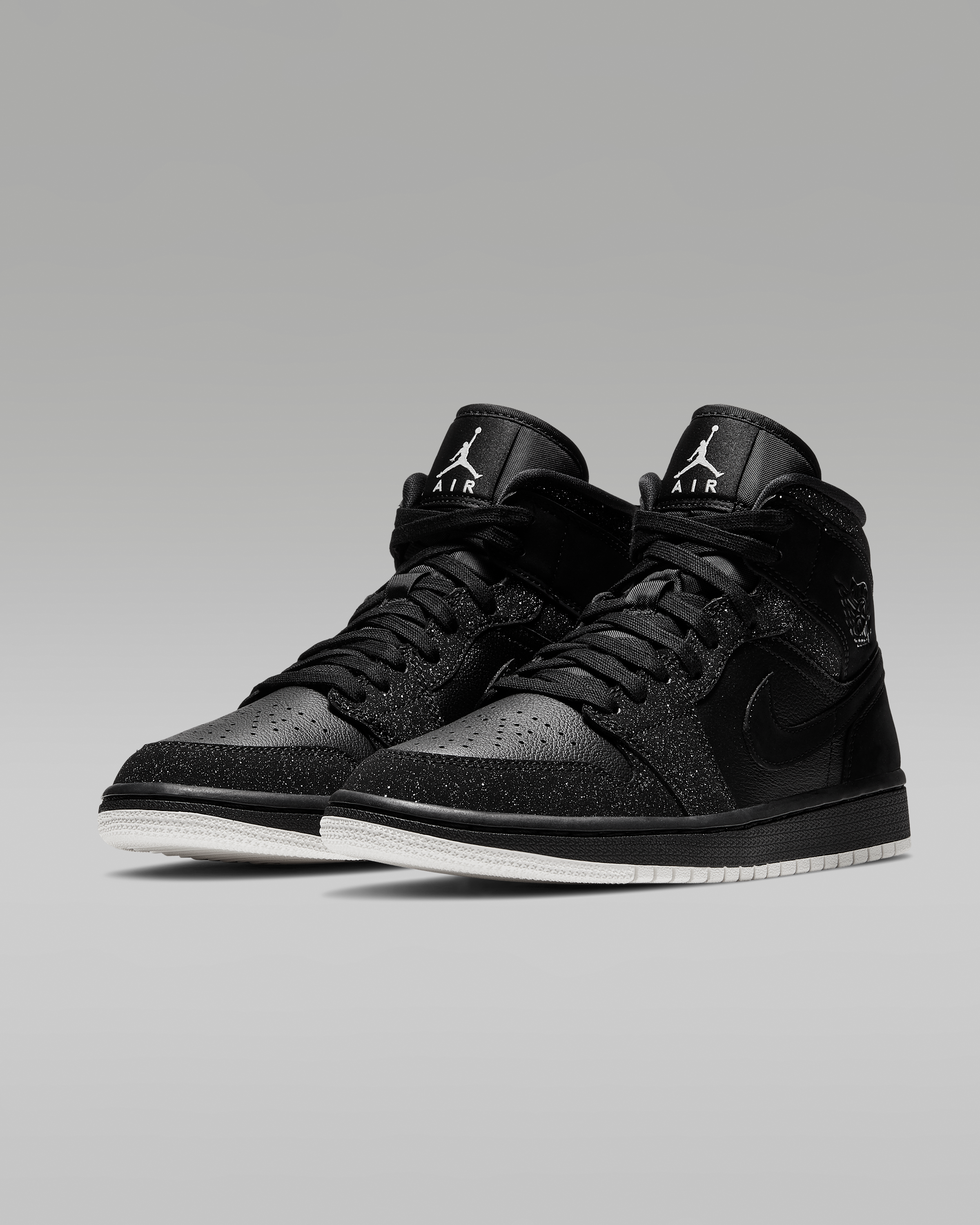 Air Jordan 1 Mid Women's Shoes - Black/White/Phantom - View 5