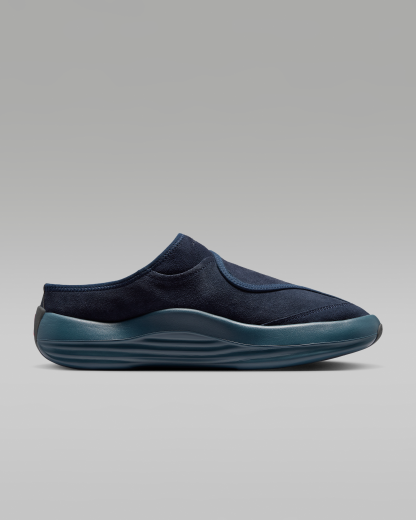 Jordan Future Men's Mules - Dark Obsidian/Blue Fox/Picante Red - View 3