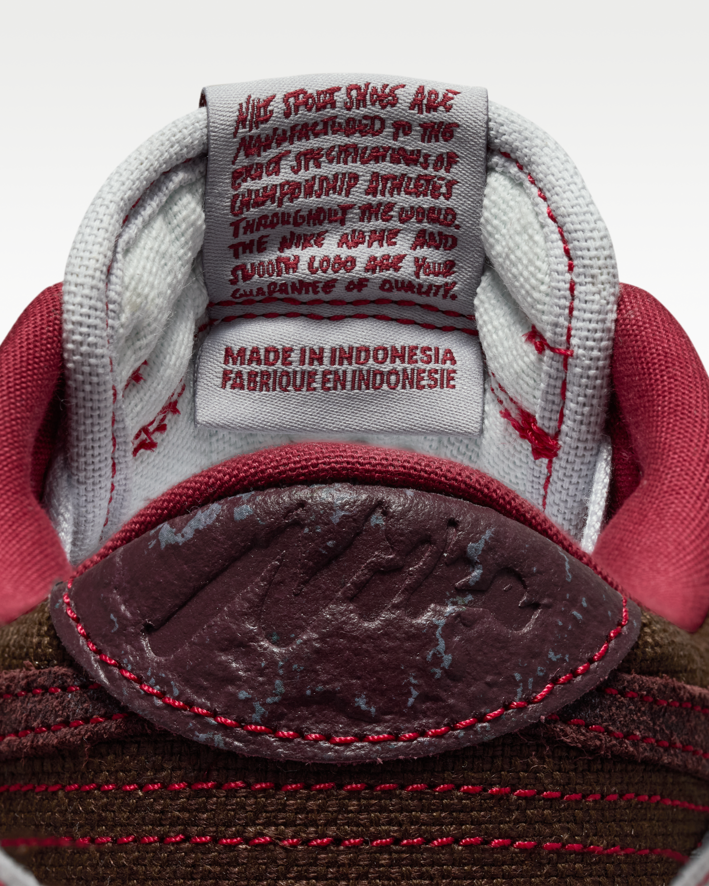 Nike Dunk Low Retro SE Men's Shoes - Pure Platinum/Wolf Grey/Team Red/Burgundy Crush - View 10