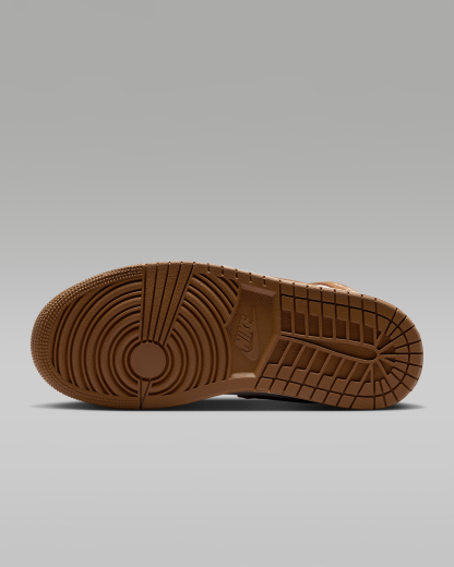 Air Jordan 1 Mid Women's Shoes - Light British Tan/Chalk - View 2