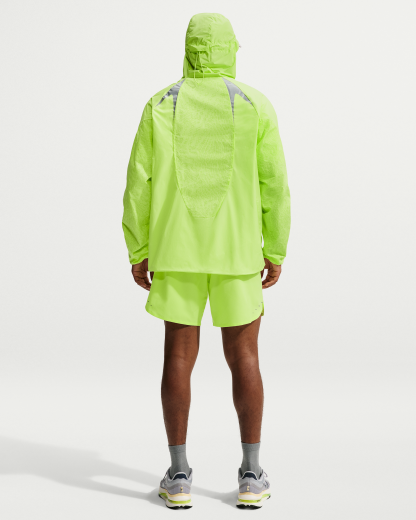 Nike Stride Men's Dri-FIT 18cm (approx.) Briefs-Lined Running Shorts - Light Lemon Twist - View 5