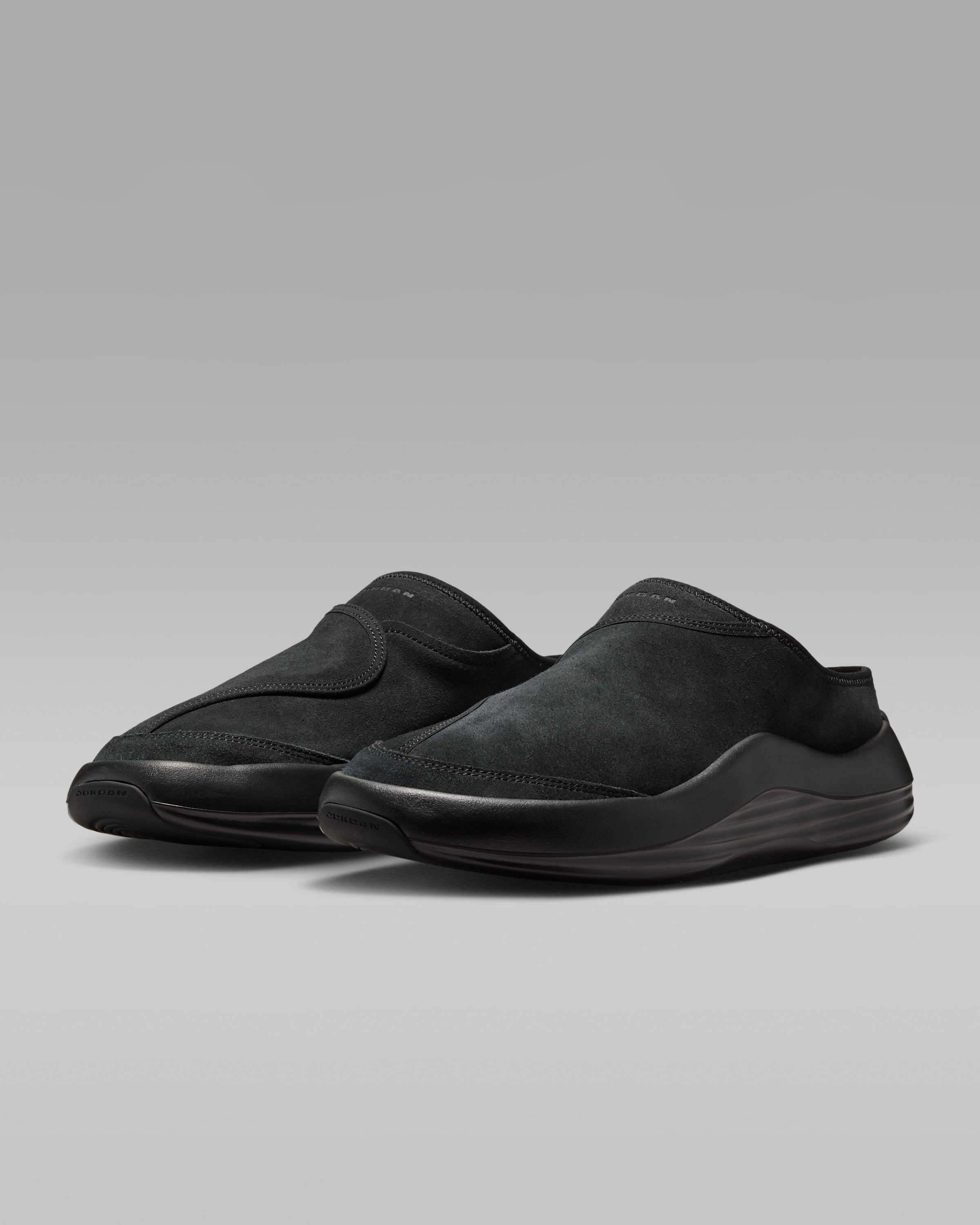 Jordan Future Men's Mules - Black/Dark Smoke Grey - View 5