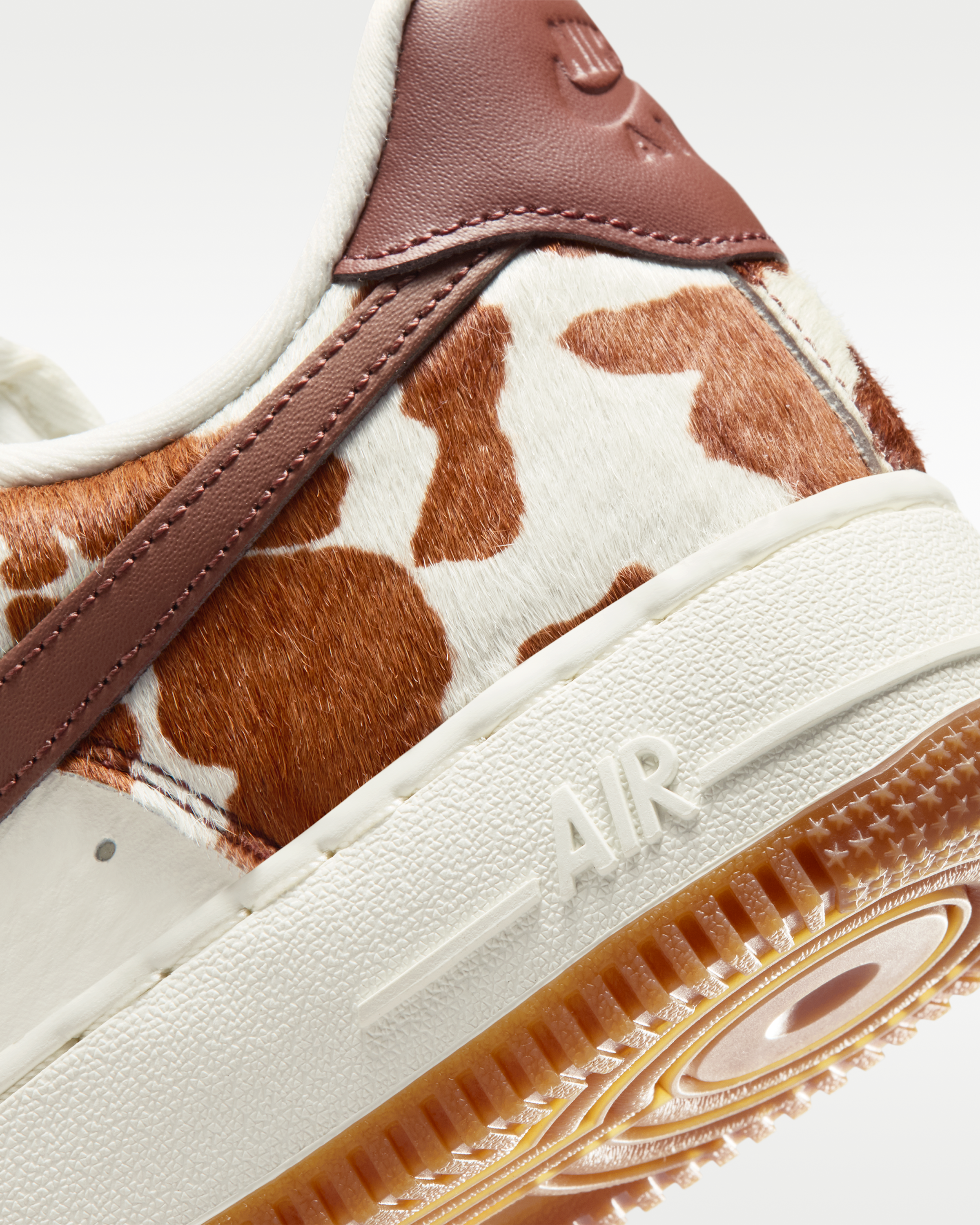 Nike Air Force 1 '07 Women's Shoes - Field Brown/Field Brown/Gum Medium Brown/Sail - View 8