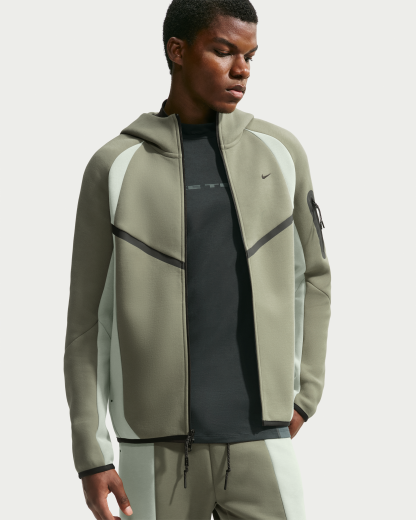 Nike Tech Men's Colour-Block Full-Zip Fleece Windrunner Jacket - Silver Sage/Jade Horizon/Black - View 1